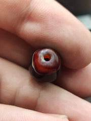 Vintage Old Yemeni Agate Natural Eye Rare pattern Banded Agate Bead  YM-406
