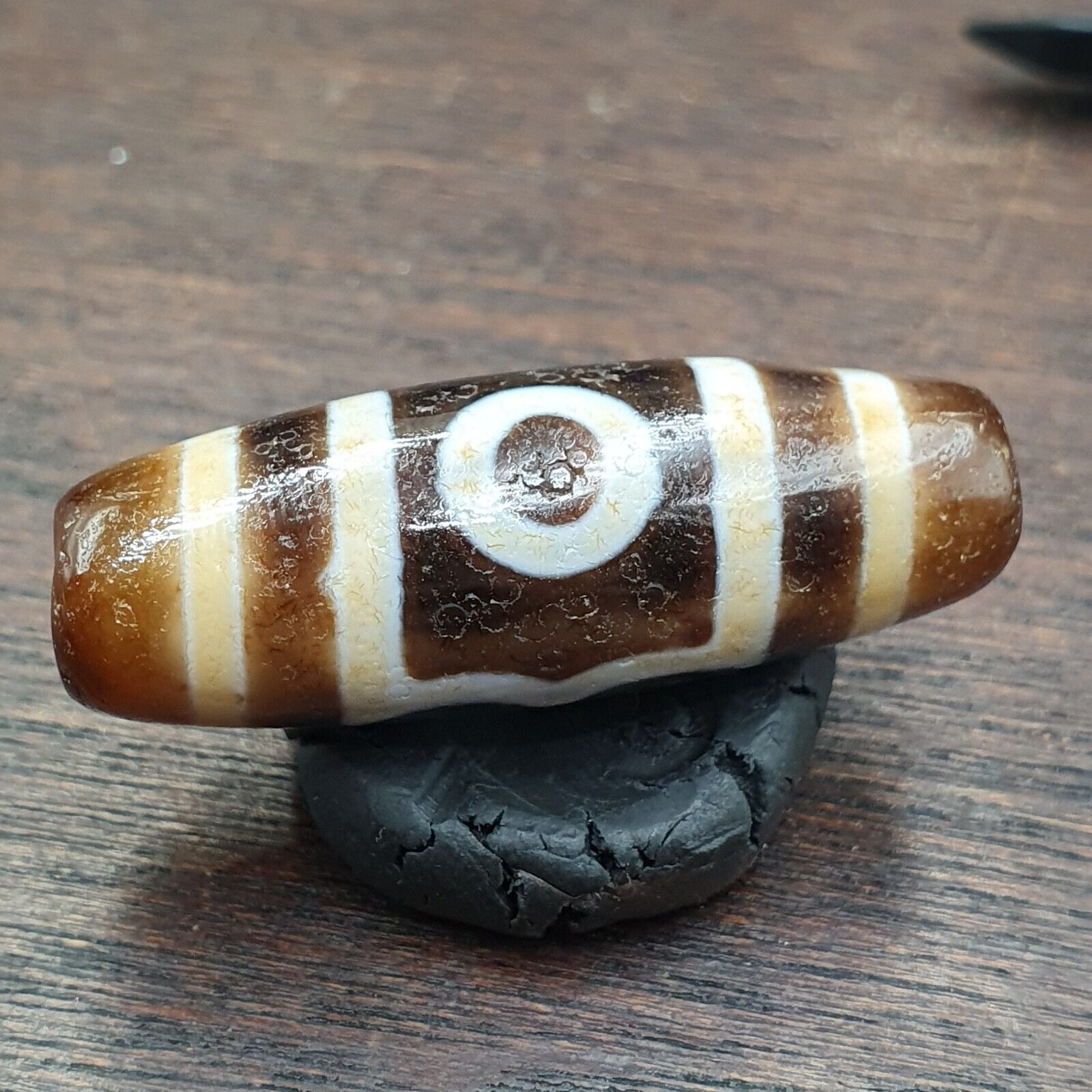 Protective Bead Amulet Vintage Old Indo Tibetan Agate pure 3 Eyes