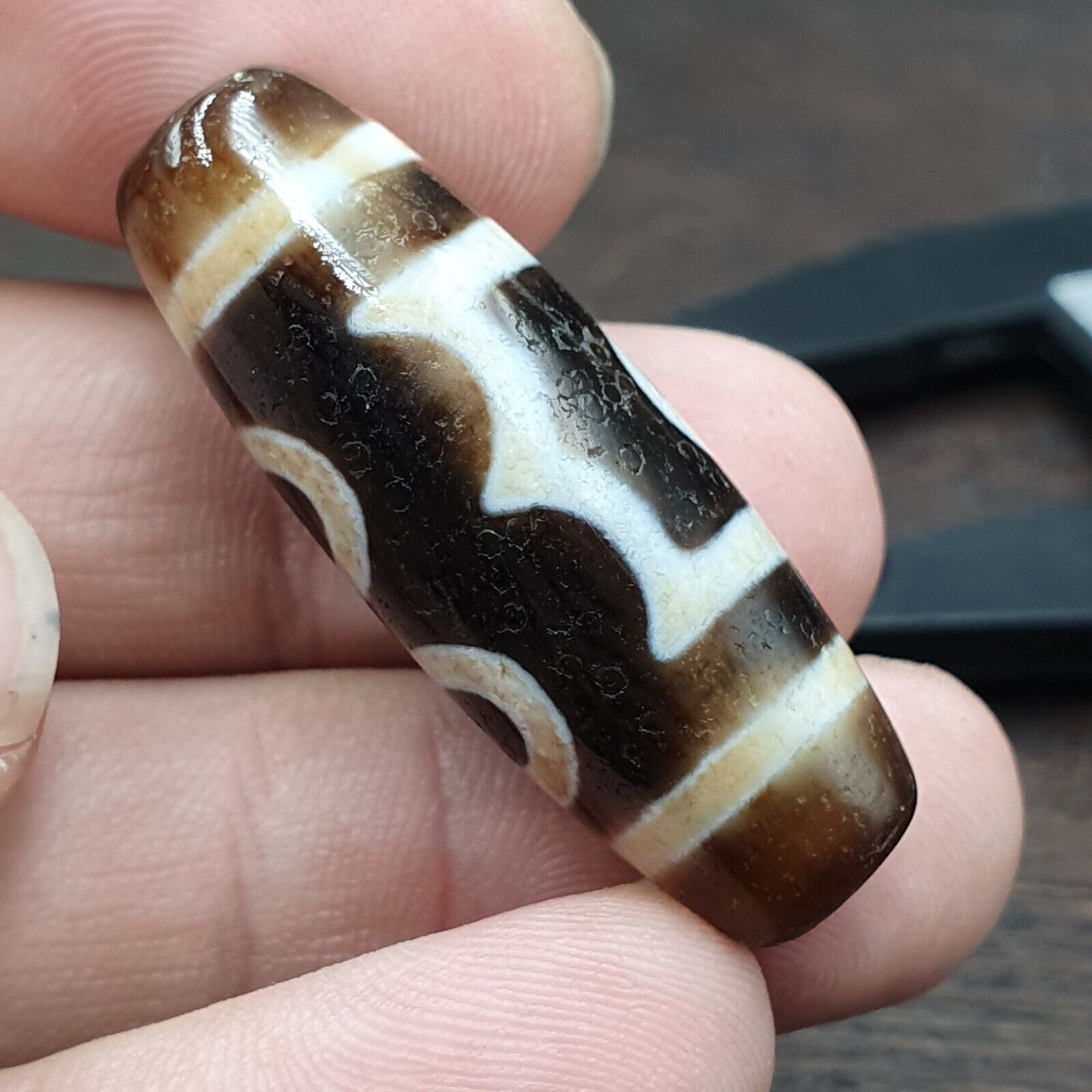 Protective Bead Amulet Vintage Old Indo Tibetan Agate pure 3 Eyes