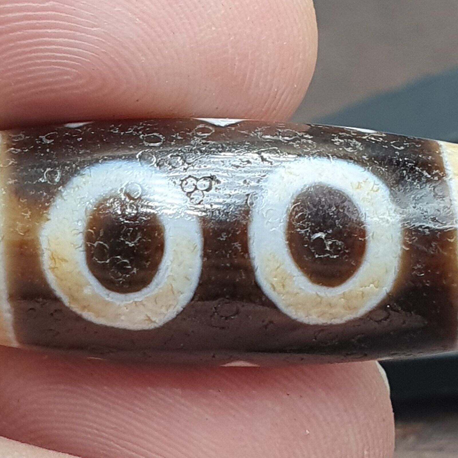 Protective Bead Amulet Vintage Old Indo Tibetan Agate pure 3 Eyes