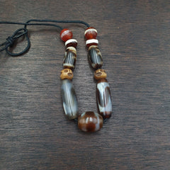LOT 11 Beads Old Dzi Tibetan Himalayan Protective Agate Beads Amulets