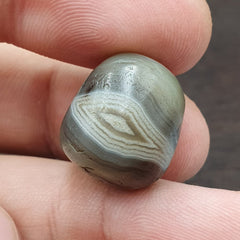 Ancient Gray Agate Yemeni Suleimani Natural Eye Agate Bead JNT-27