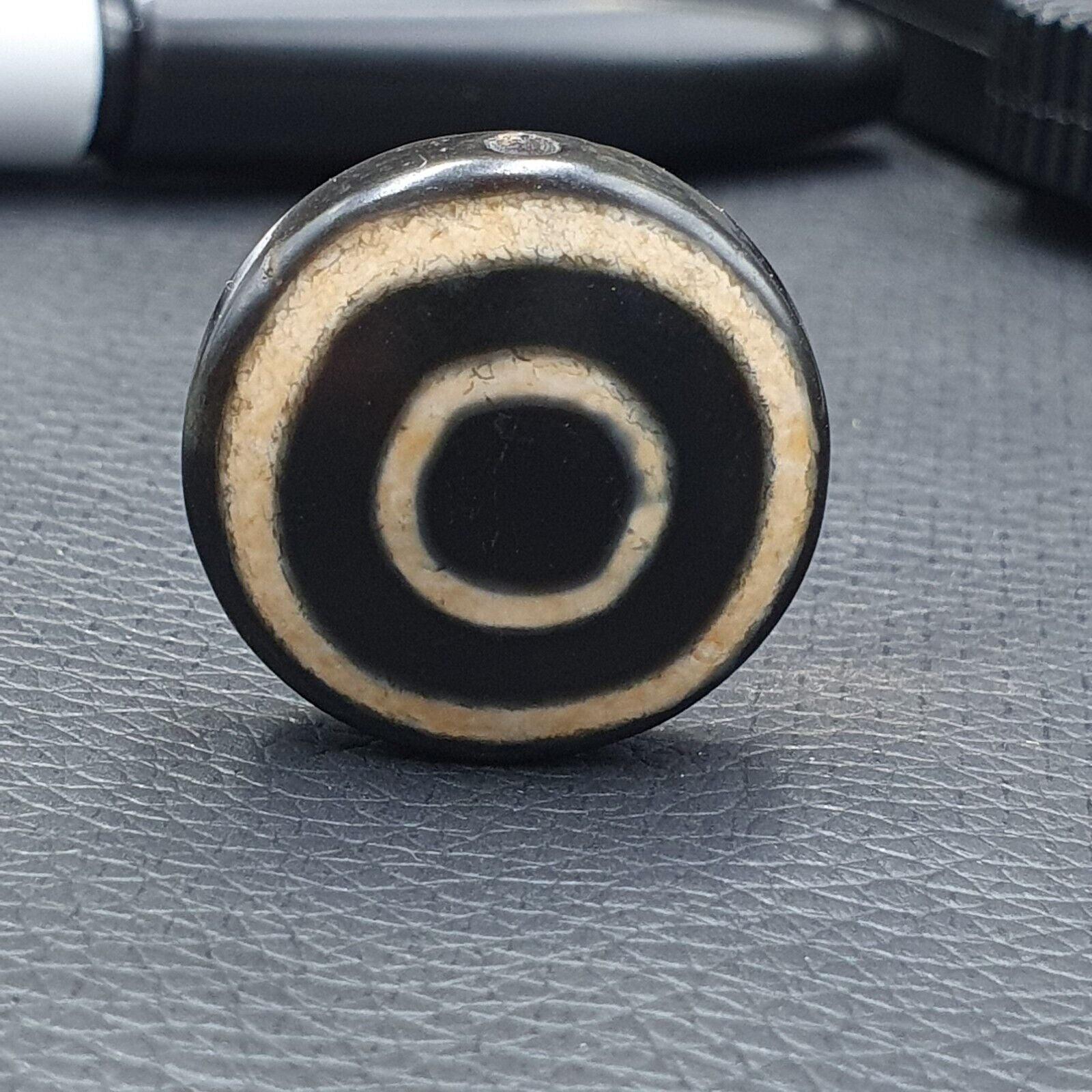 Tibetan Nepalese Himalayan Old Dzi Unique 2 eye Button LUKMIK Bead Amulet