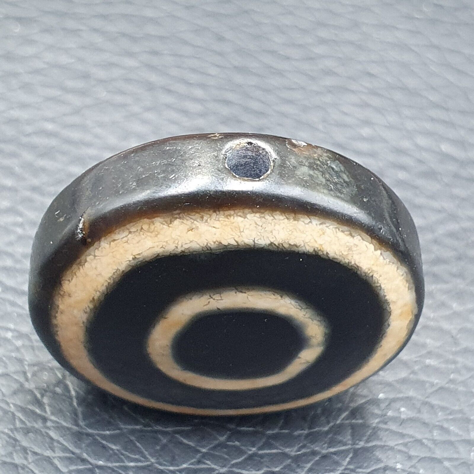 Tibetan Nepalese Himalayan Old Dzi Unique 2 eye Button LUKMIK Bead Amulet