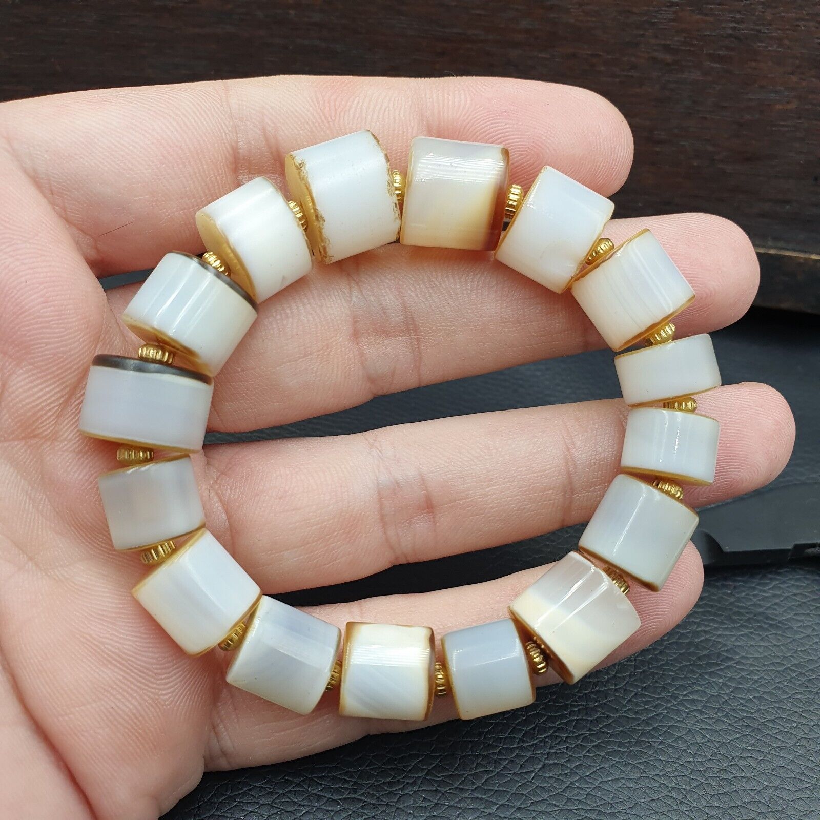 Antique Middle Eastern White Agate Beads Bracelet AGT-3