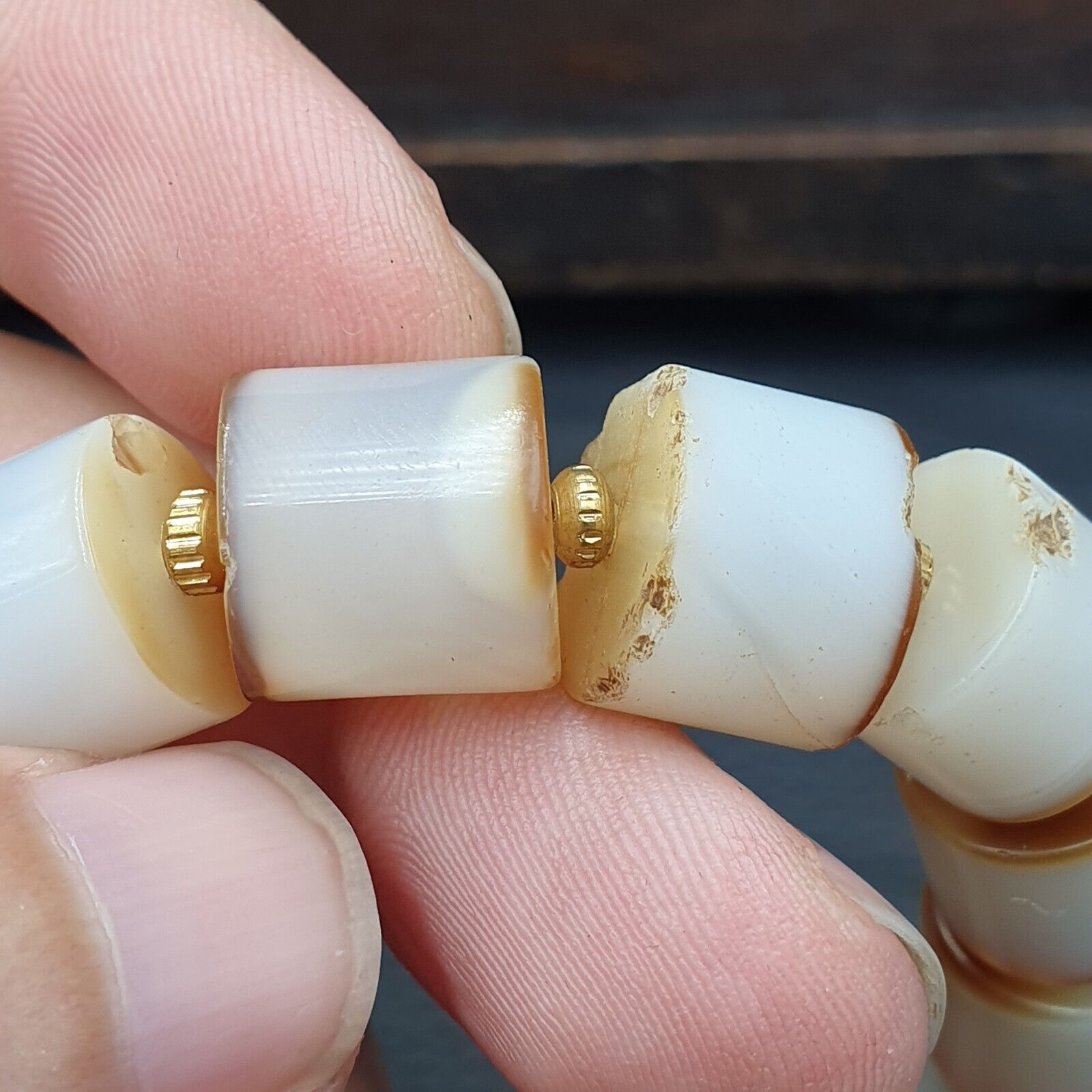 Antique Middle Eastern White Agate Beads Bracelet AGT-3