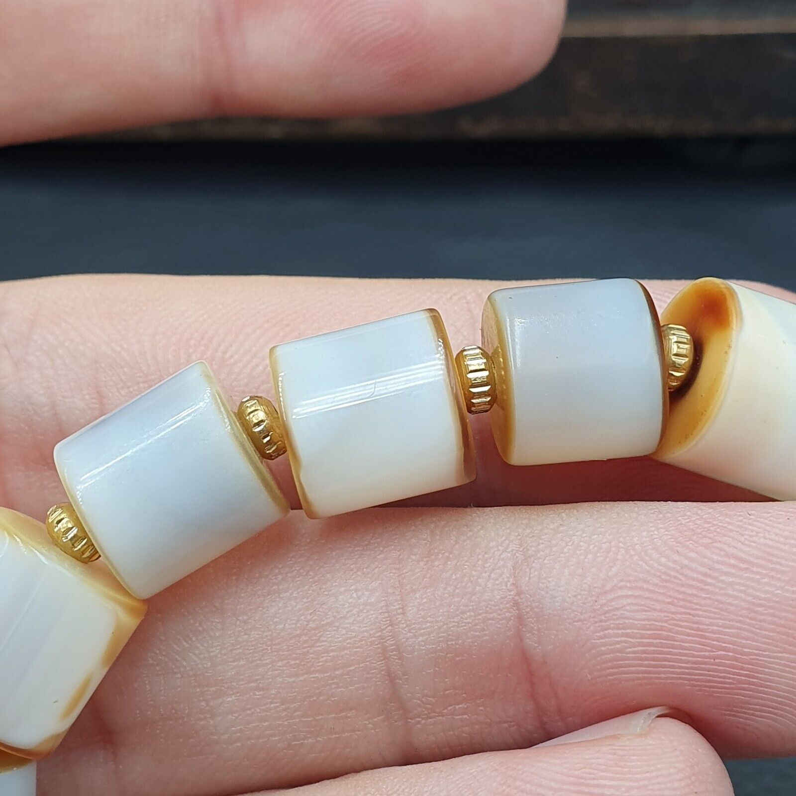 Antique Middle Eastern White Agate Beads Bracelet AGT-3