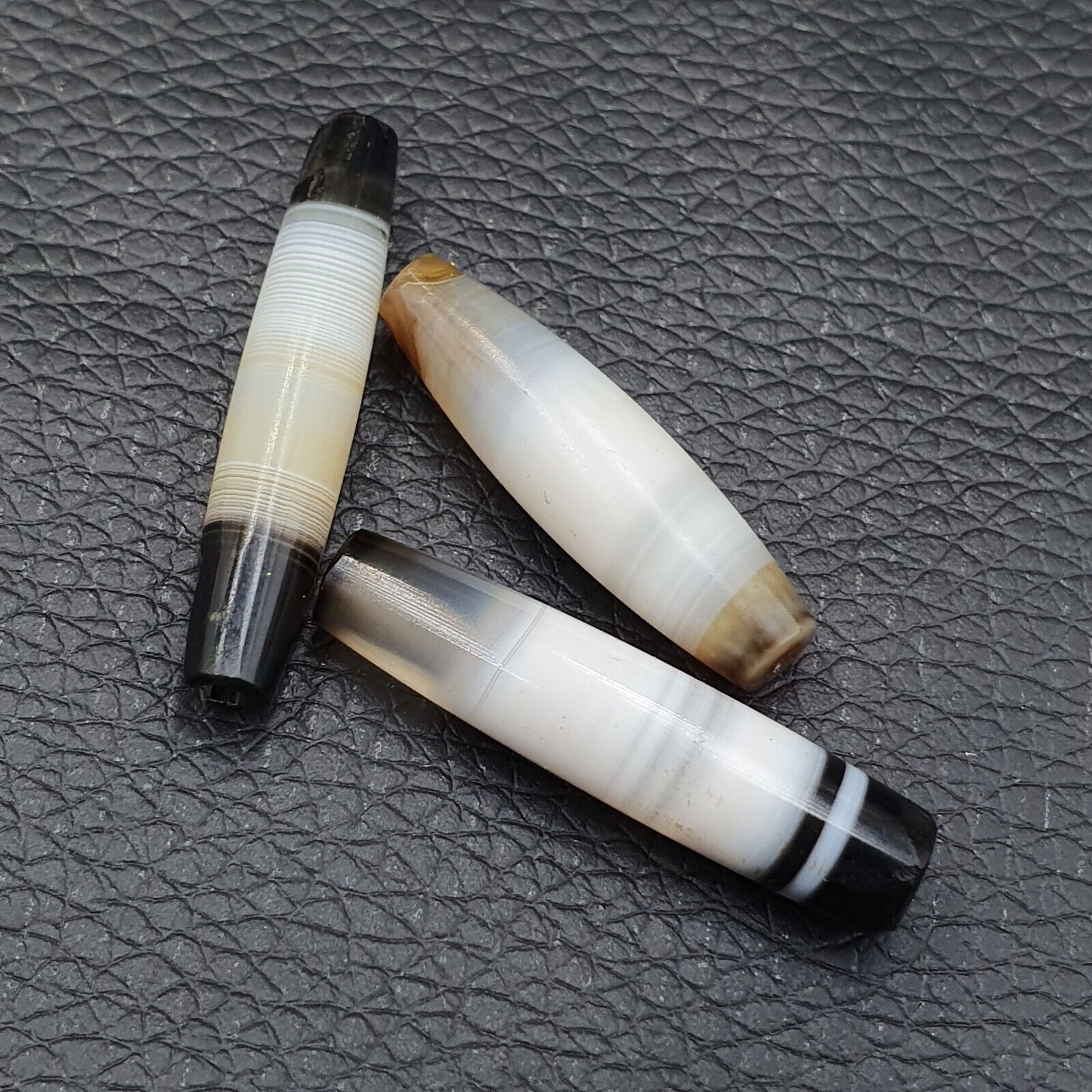 Lot 3 Pcs Antique  Chung Agate Bead CHN-6