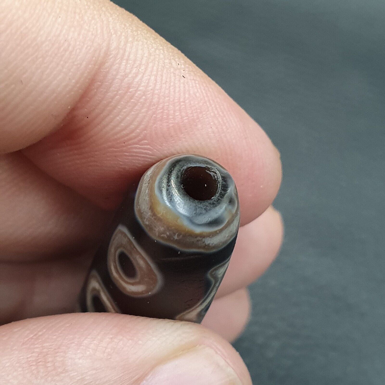 Unique Eyes Pattern Himalayan Tibetan 7Eyes Dzi Agate Bead Amulet