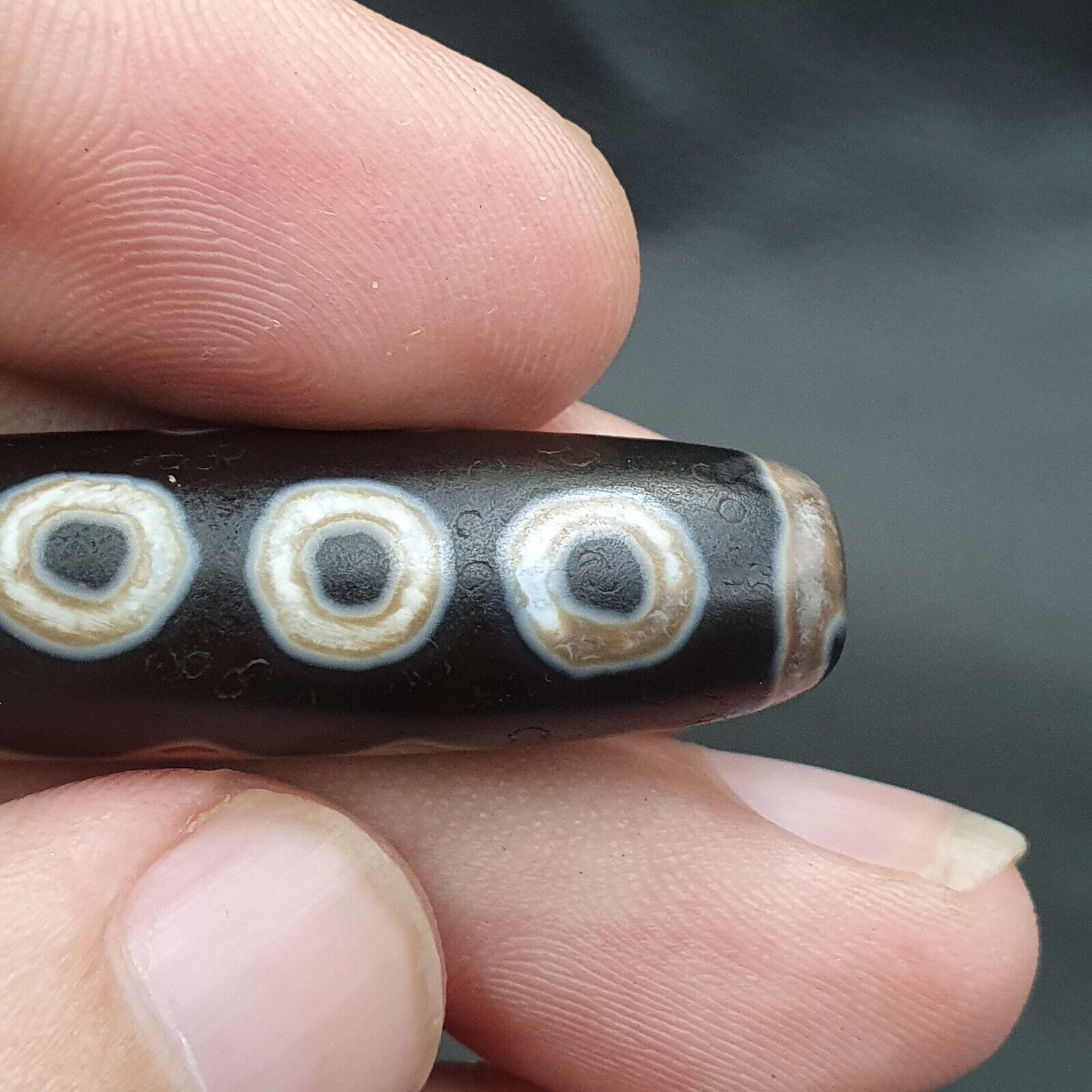 Unique Eyes Pattern Himalayan Tibetan 7Eyes Dzi Agate Bead Amulet