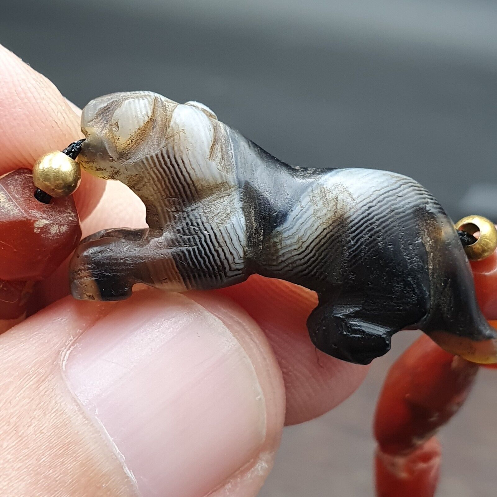 Antique Tibetan Agate Animal Figurine with carnelian Agate Beads Bracelet #2