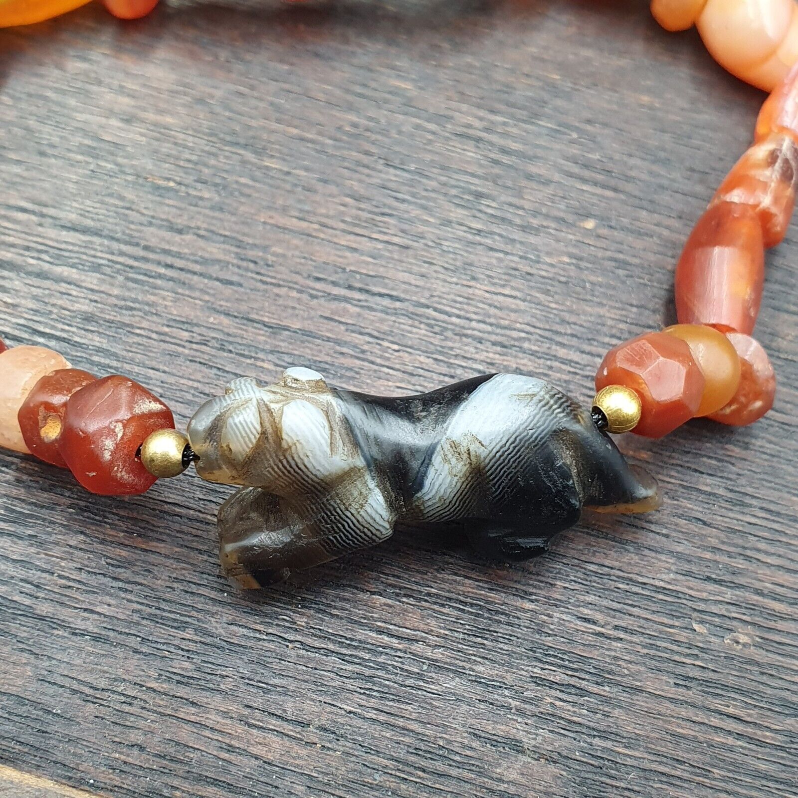 Antique Tibetan Agate Animal Figurine with carnelian Agate Beads Bracelet #2