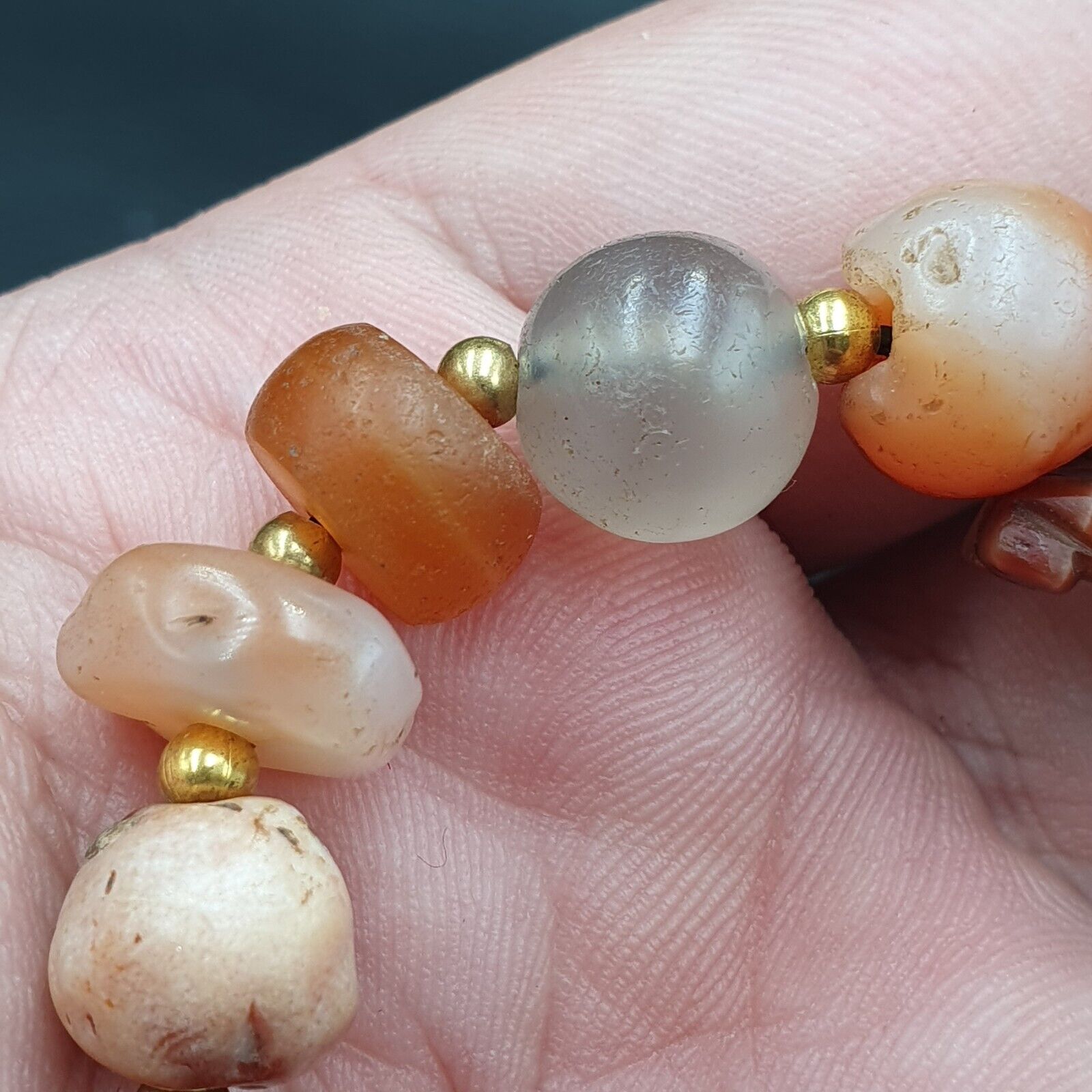 Antique Ancient Agate Animal Figurine with carnelian Agate Beads Bracelet