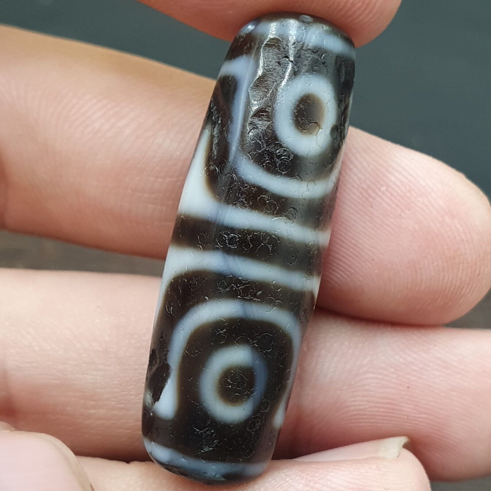 Very Unique Himalayan Tibetan tasso lotus Vajra 4 Eyes Dzi Agate Bead Amulet