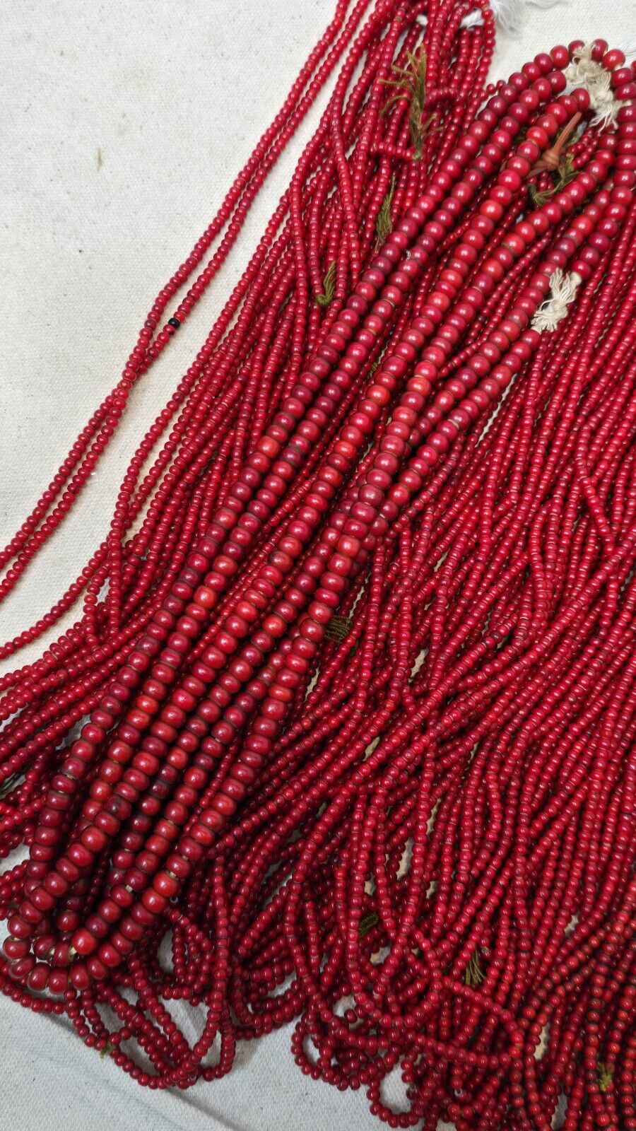 4mm Venetian Dark Blood red White Heart Trade Beads Necklaces