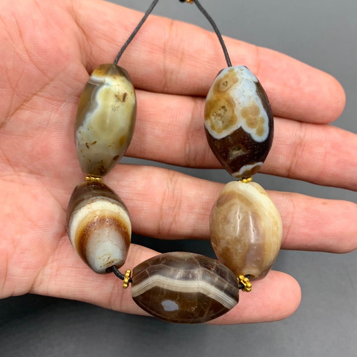 Ancient Old Himalayan Indo Tibetan Soleimani Agate Beads Genuine Beads.