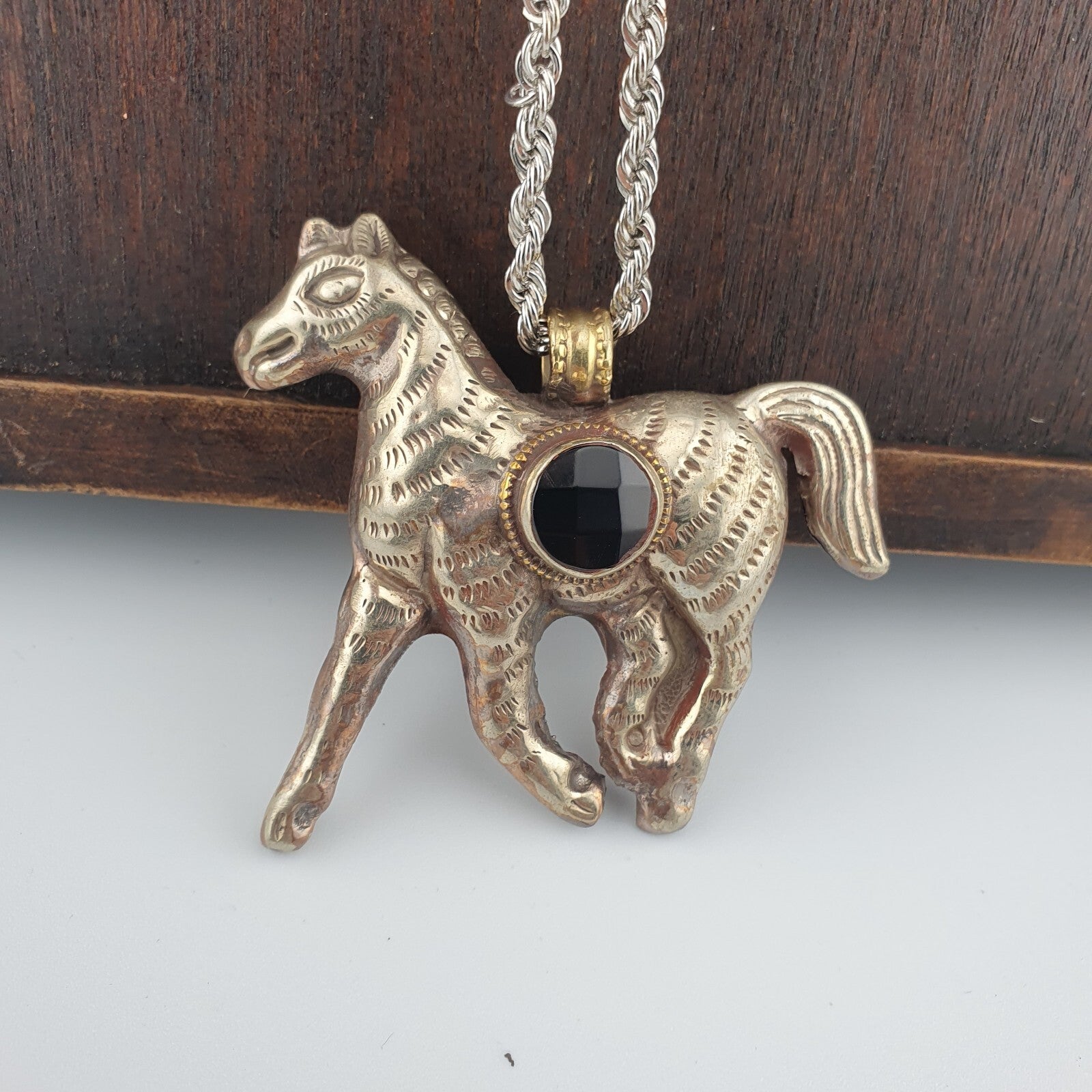 Wonderful Black onyx on Horse pendent Carved Rare Tibetan Pendant necklace