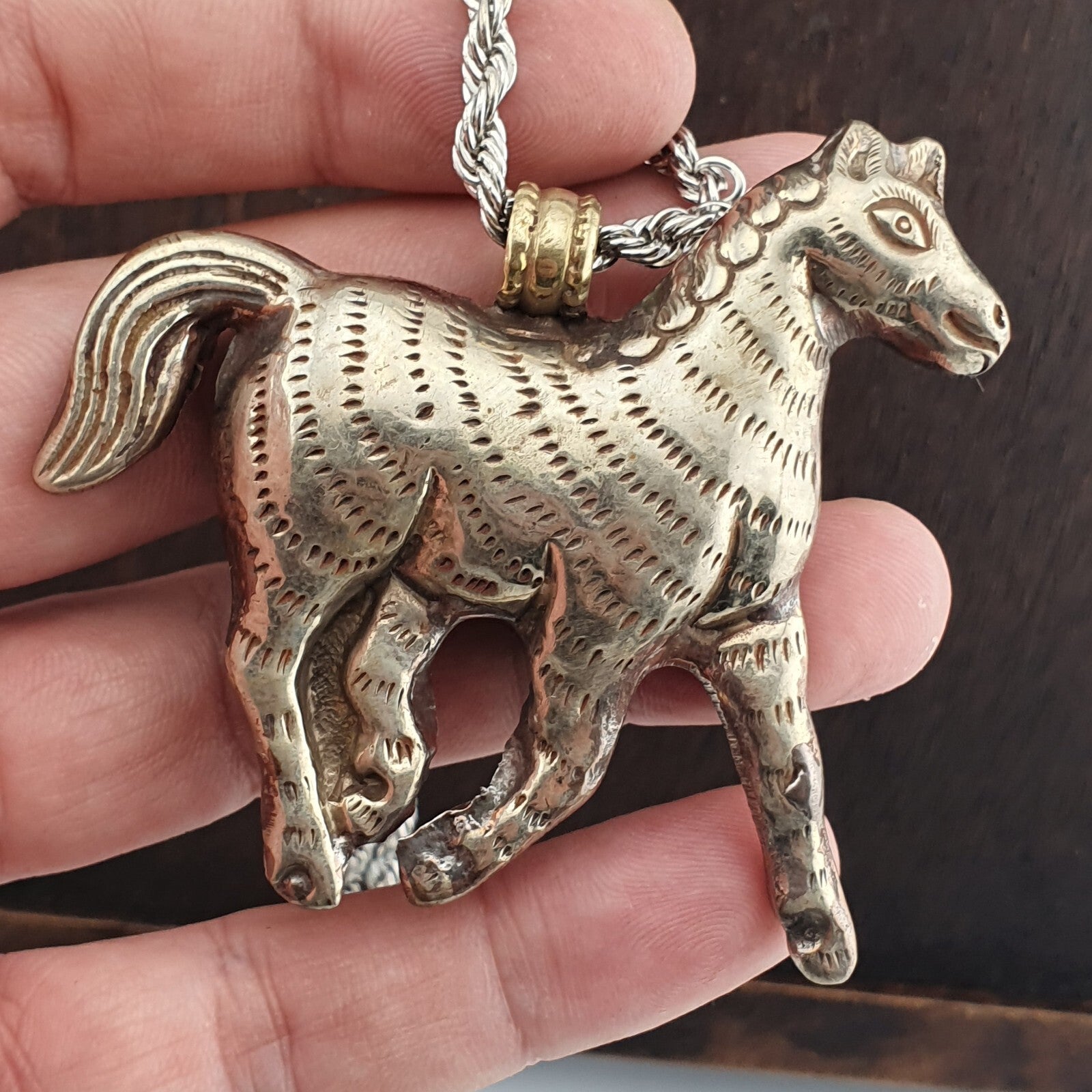 Wonderful Black onyx on Horse pendent Carved Rare Tibetan Pendant necklace