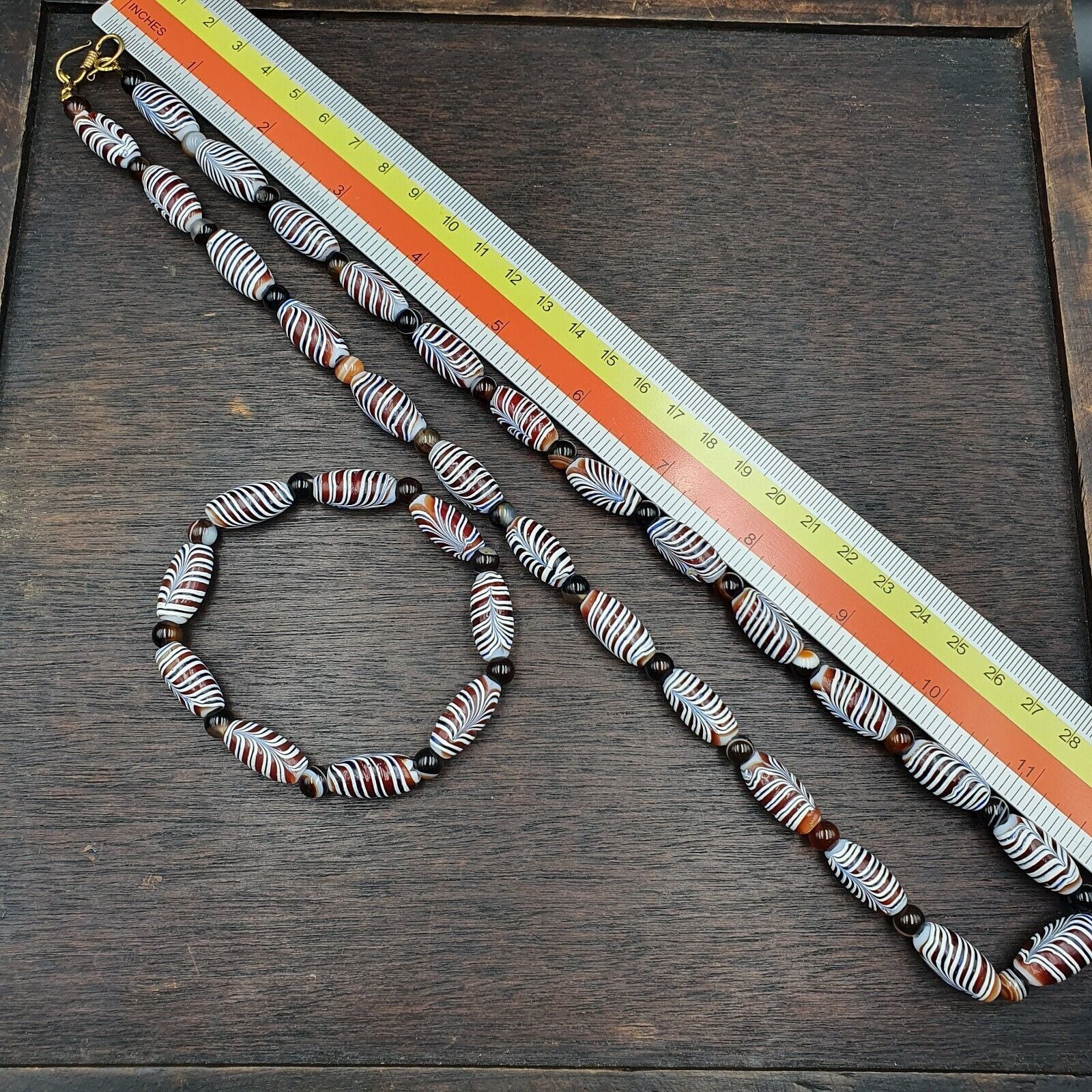 Set Of Vintage Feather pattern & Agate Beads 18x9.5MM  24" Necklace and bracelet