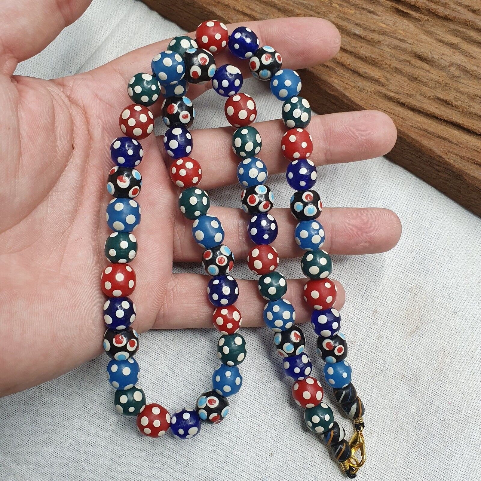 Venetian venetian inspired multicolor skunk beads necklace