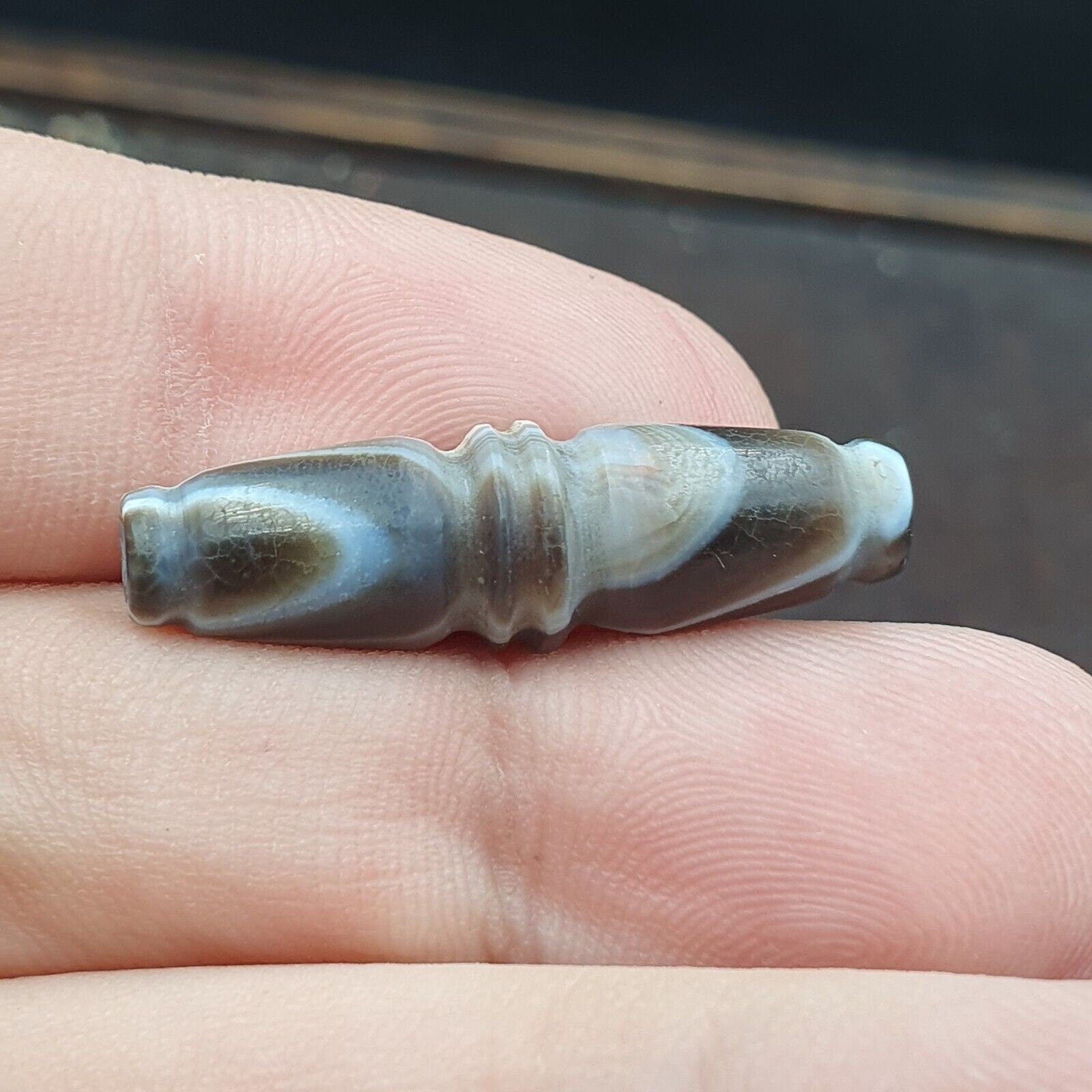 Very rare antique tibetan gray agate carving bead