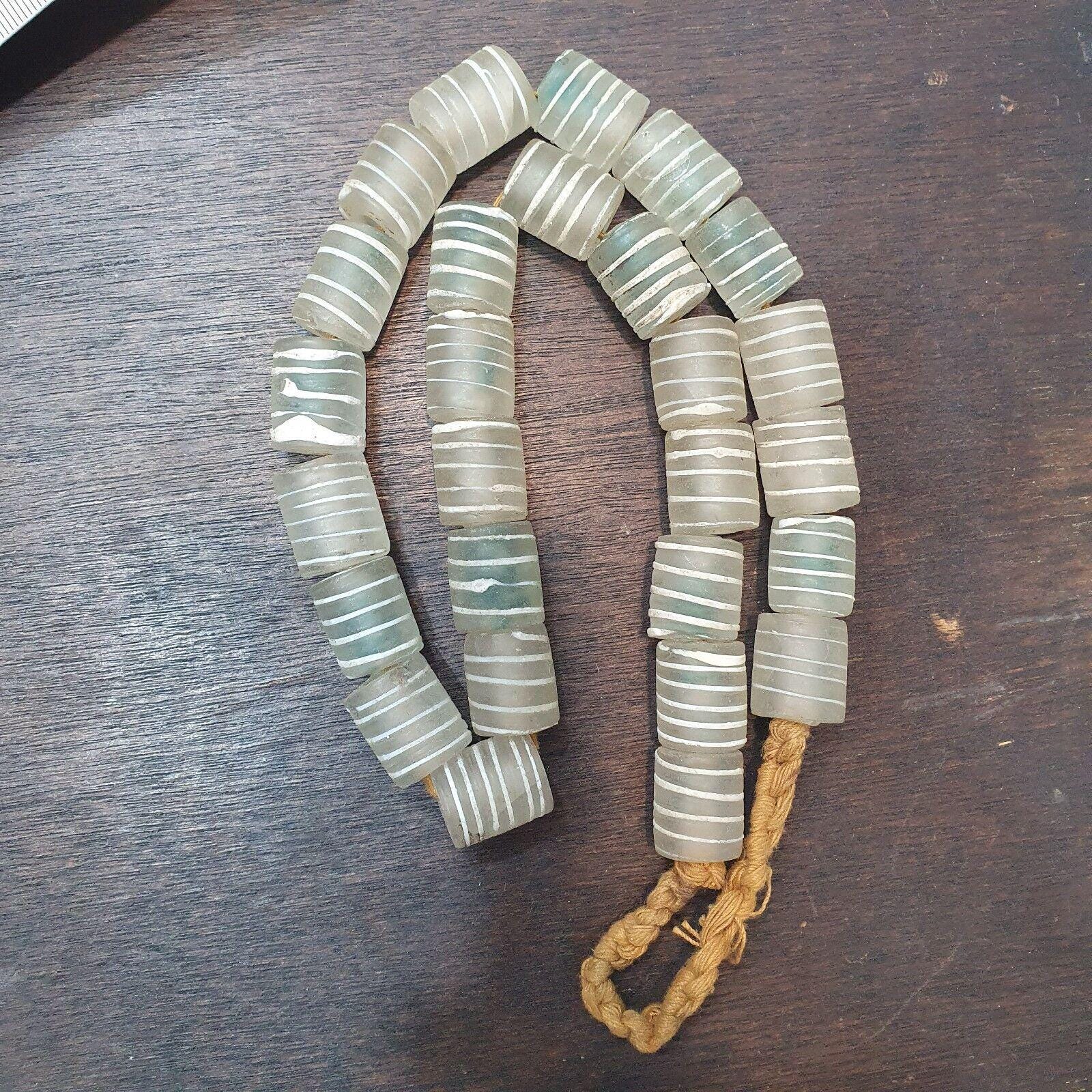 Venetian style white candy glass beads beaded necklace