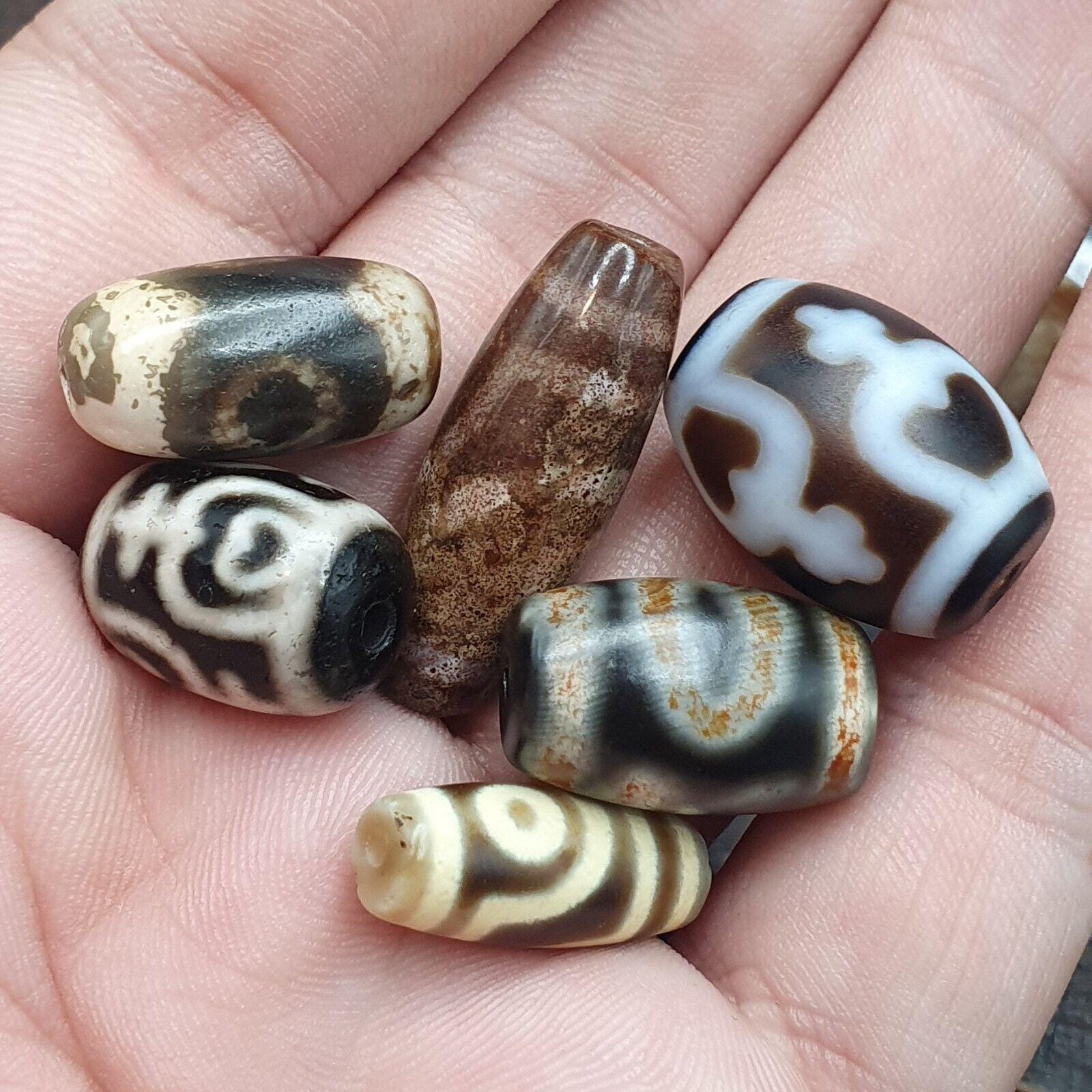 Lot 9 vintage tibetan unique pattern eyes agate stone dzi bead amulet