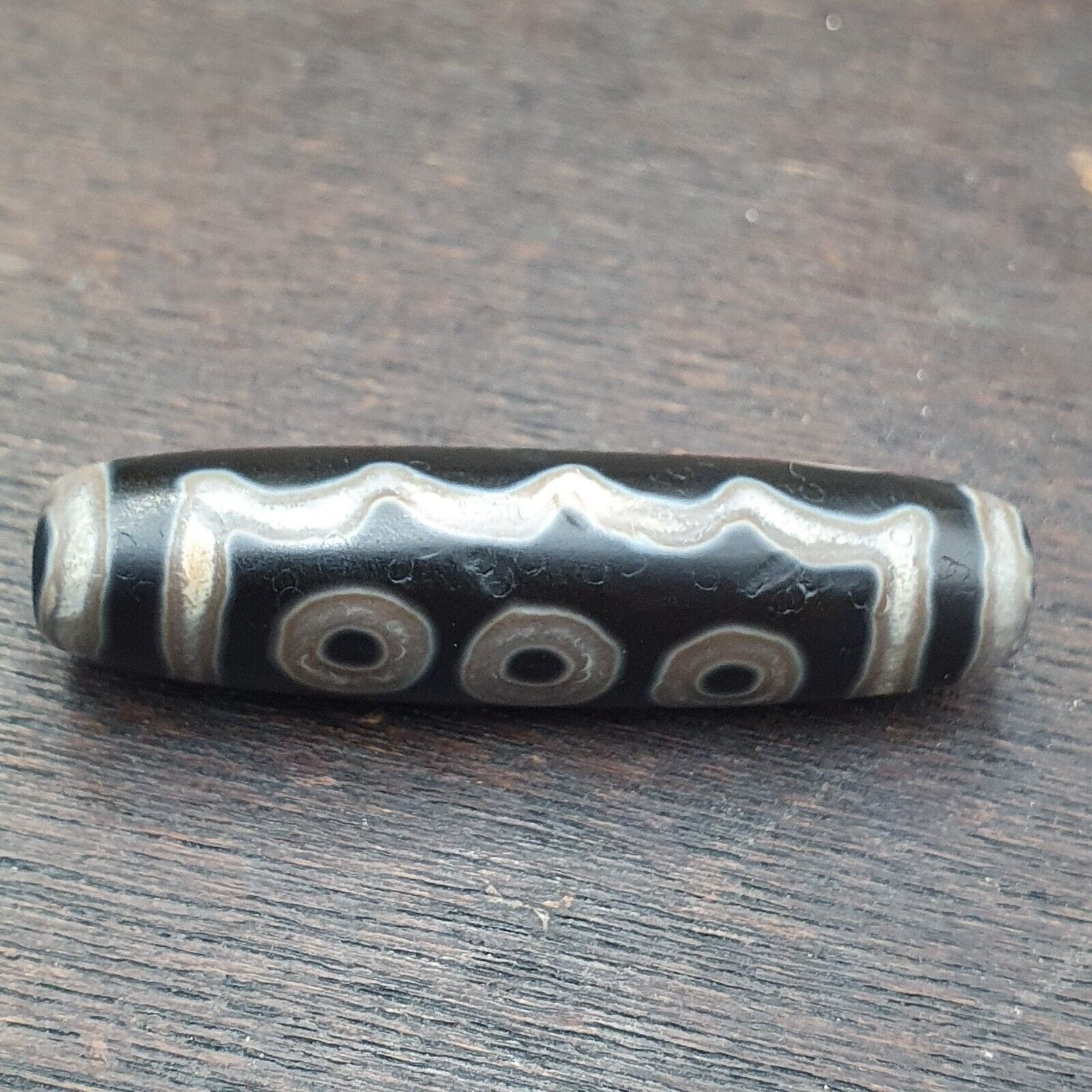 Unique eyes pattern himalayan tibetan 7eyes dzi agate bead amulet