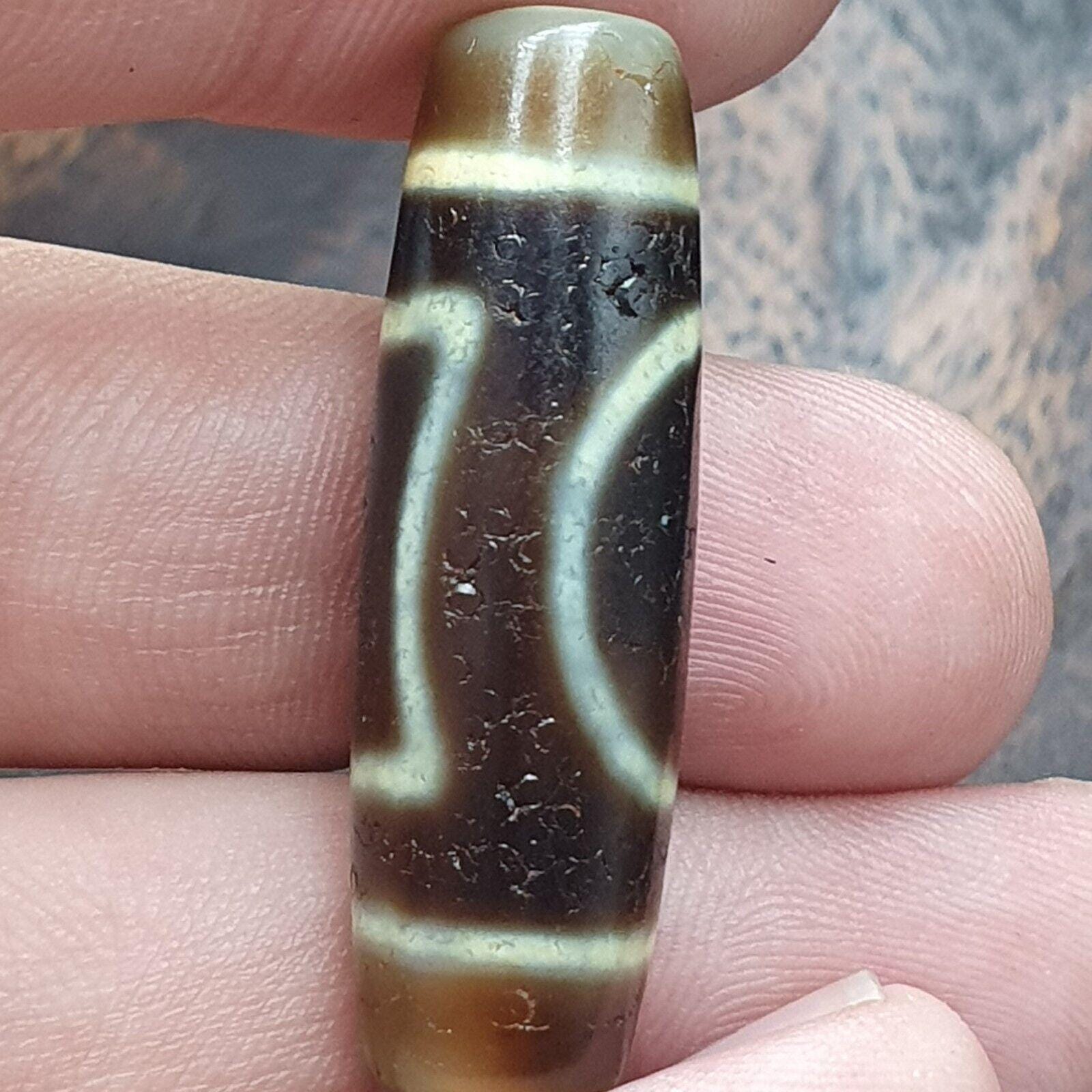 Old Tibetan 2-Eye Dzi Bead Amulet: Agate Stone