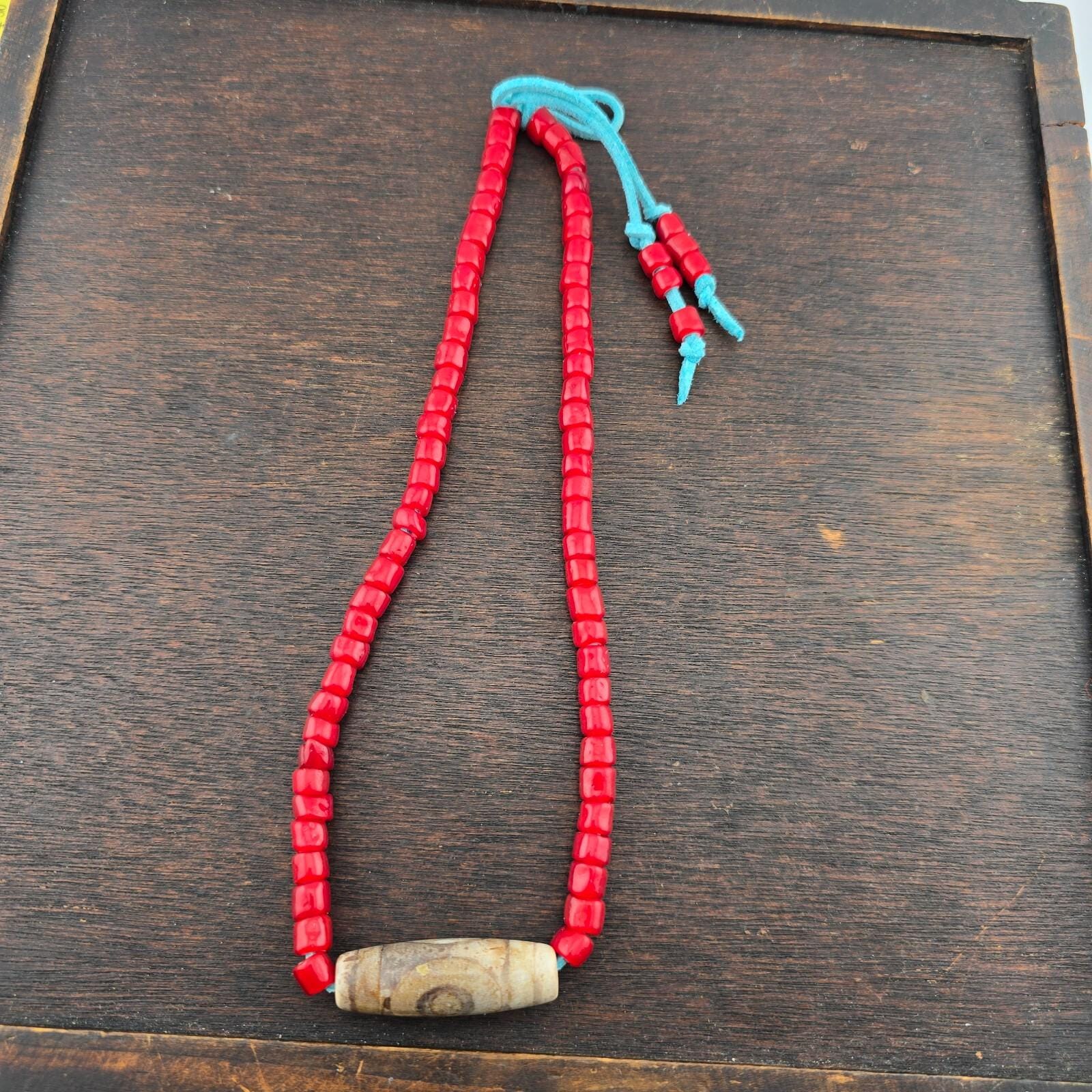 2 slide eyes old himalayan tibetan agate dzi bead red whitehert beads necklace