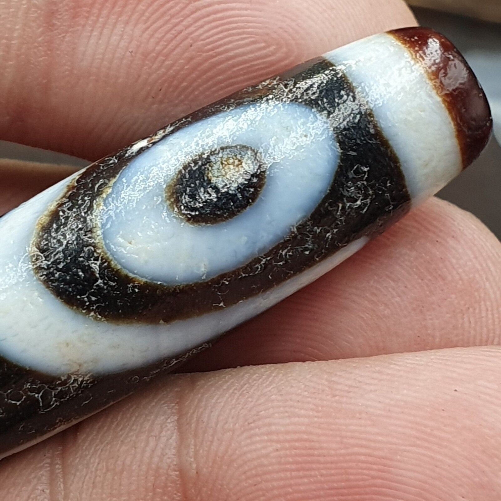 Vintage indo tibetan 2 eyes rare patterns dzi chung agate amulet bead