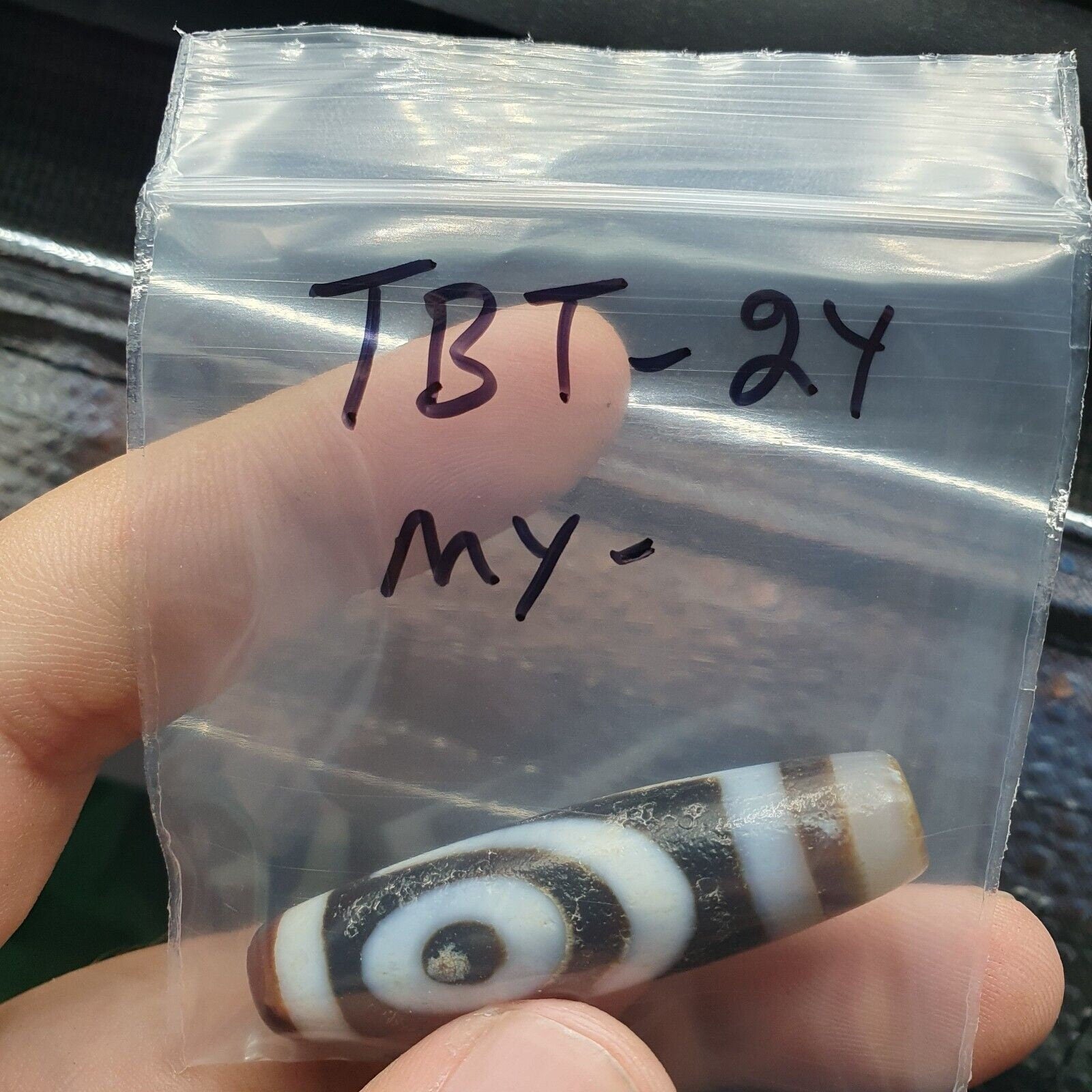 Vintage indo tibetan 2 eyes rare patterns dzi chung agate amulet bead