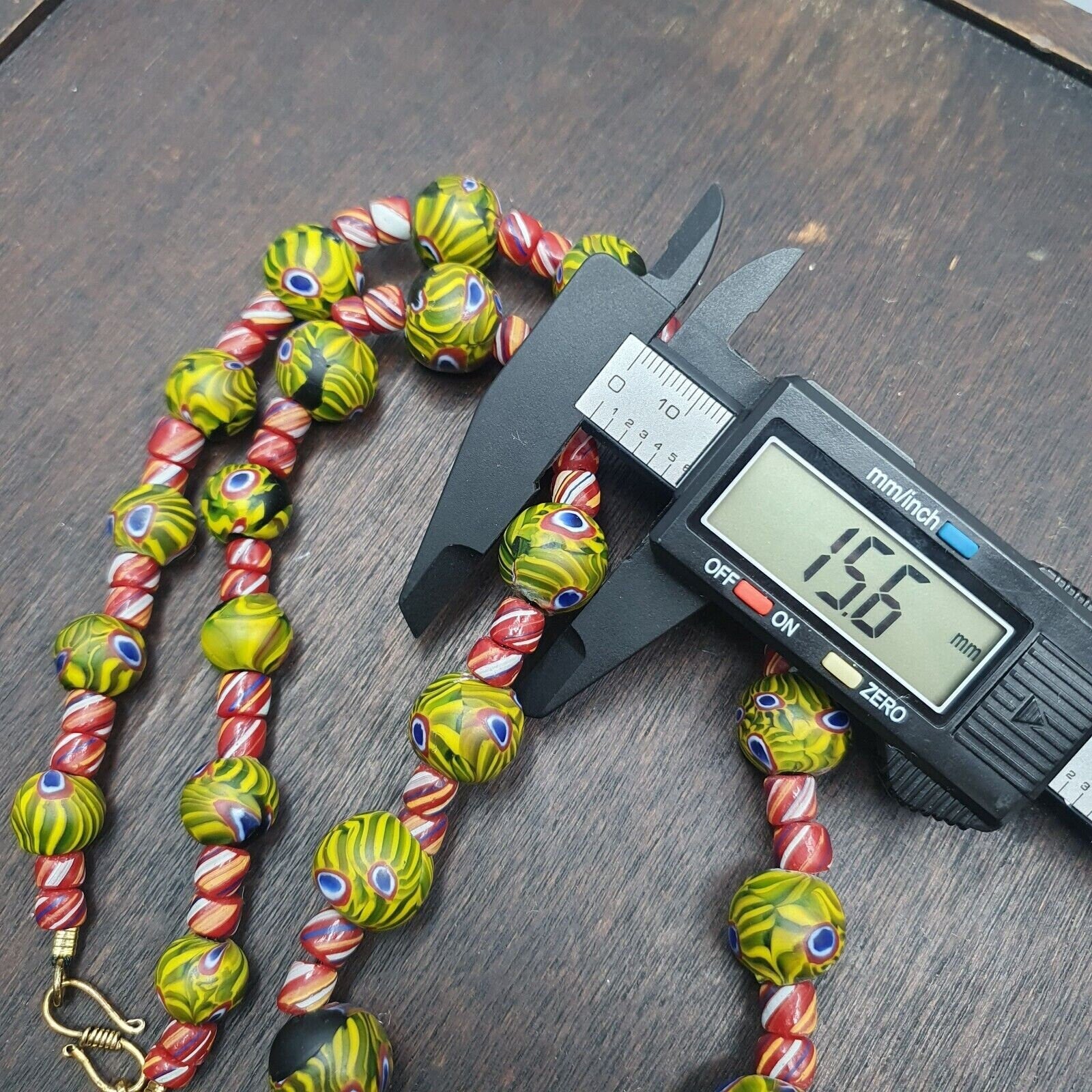 Vintage roman style green gabri eyes and african red glass beads necklaceGift