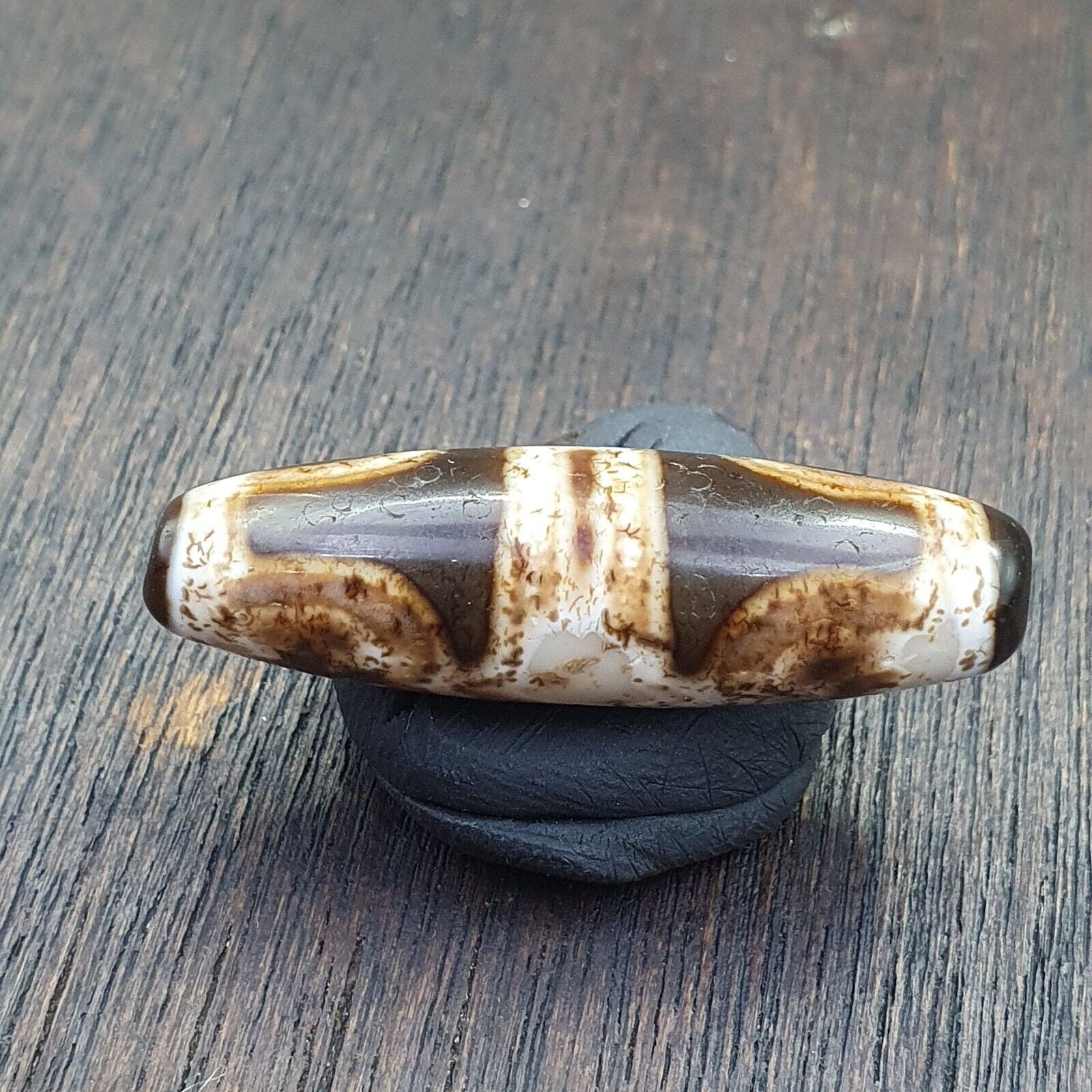 Vintage Agate Dzi Bead Amulet: Indo Tibetan Stone Pendant