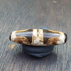 Vintage Agate Dzi Bead Amulet: Indo Tibetan Stone Pendant