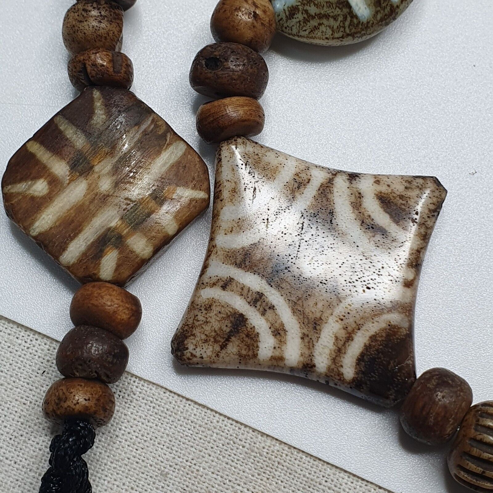 Pumtek beads necklace petrifiedwood great patterns necklace