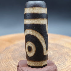 Vintage old himalayan indo tibetan 2 eyes pattern dzi amulet pendant bead b27