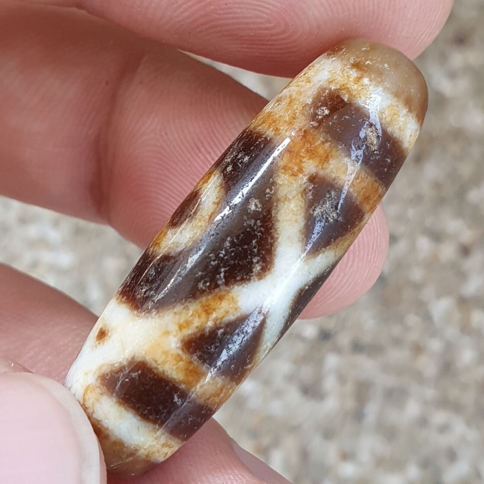 Rusted himalayan indo tibetan agate 2eyes bead dzi amulet atb-5