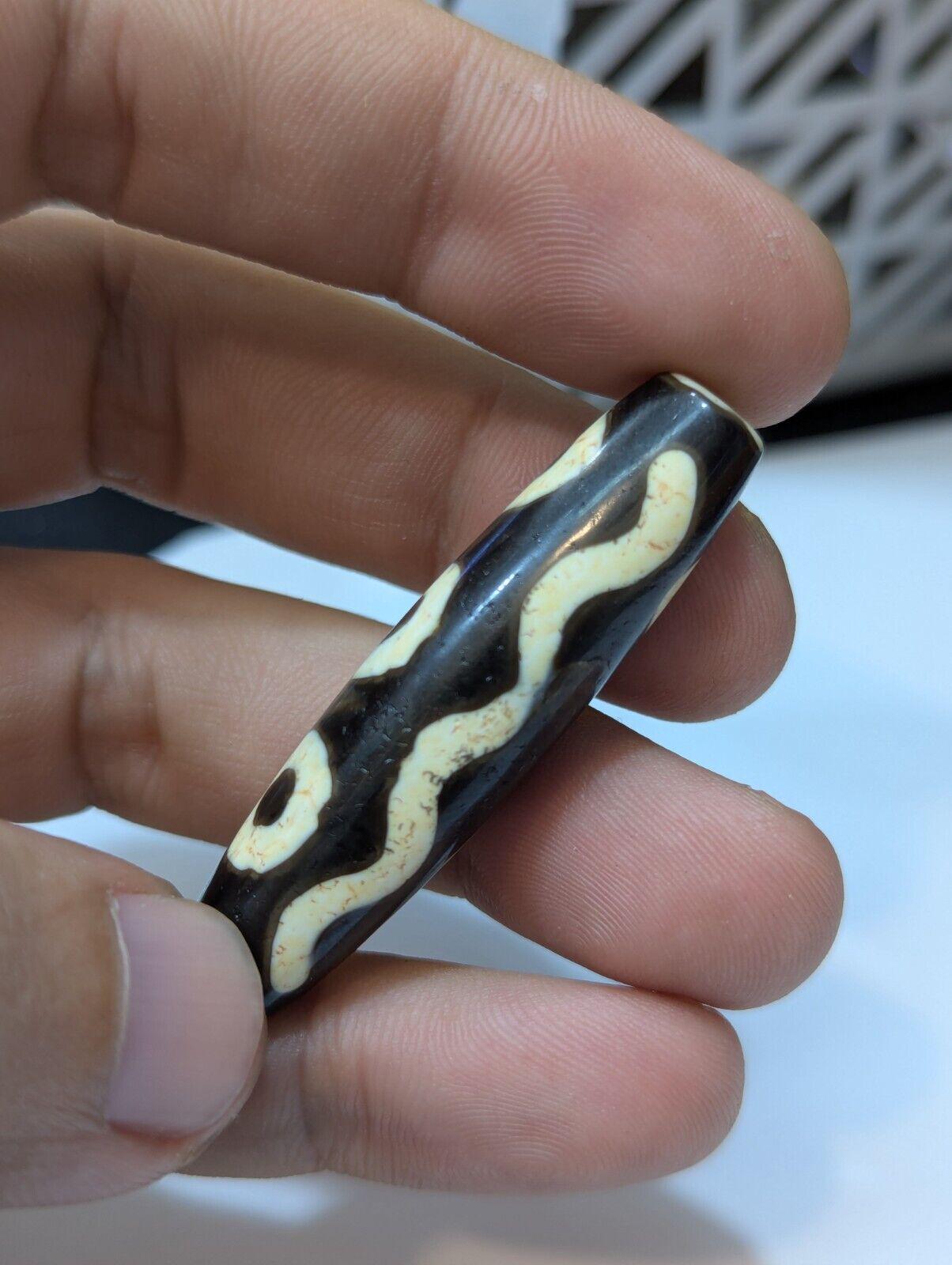 Himalayan tibetan 5 eyes agate stone dzi bead amulet