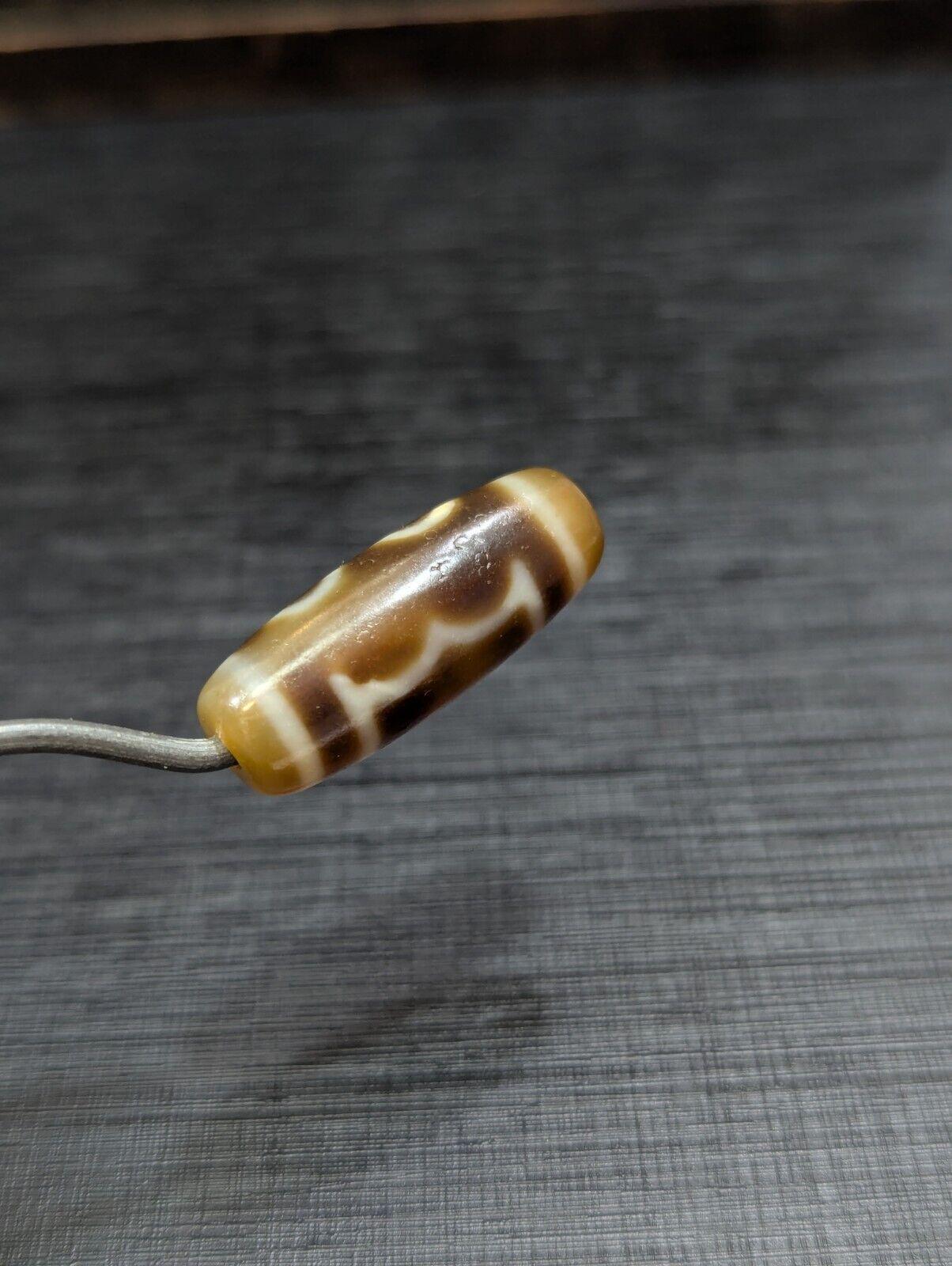 Tibetan Agate Dzi Bead Amulet: 3 Circle Eyes Stone