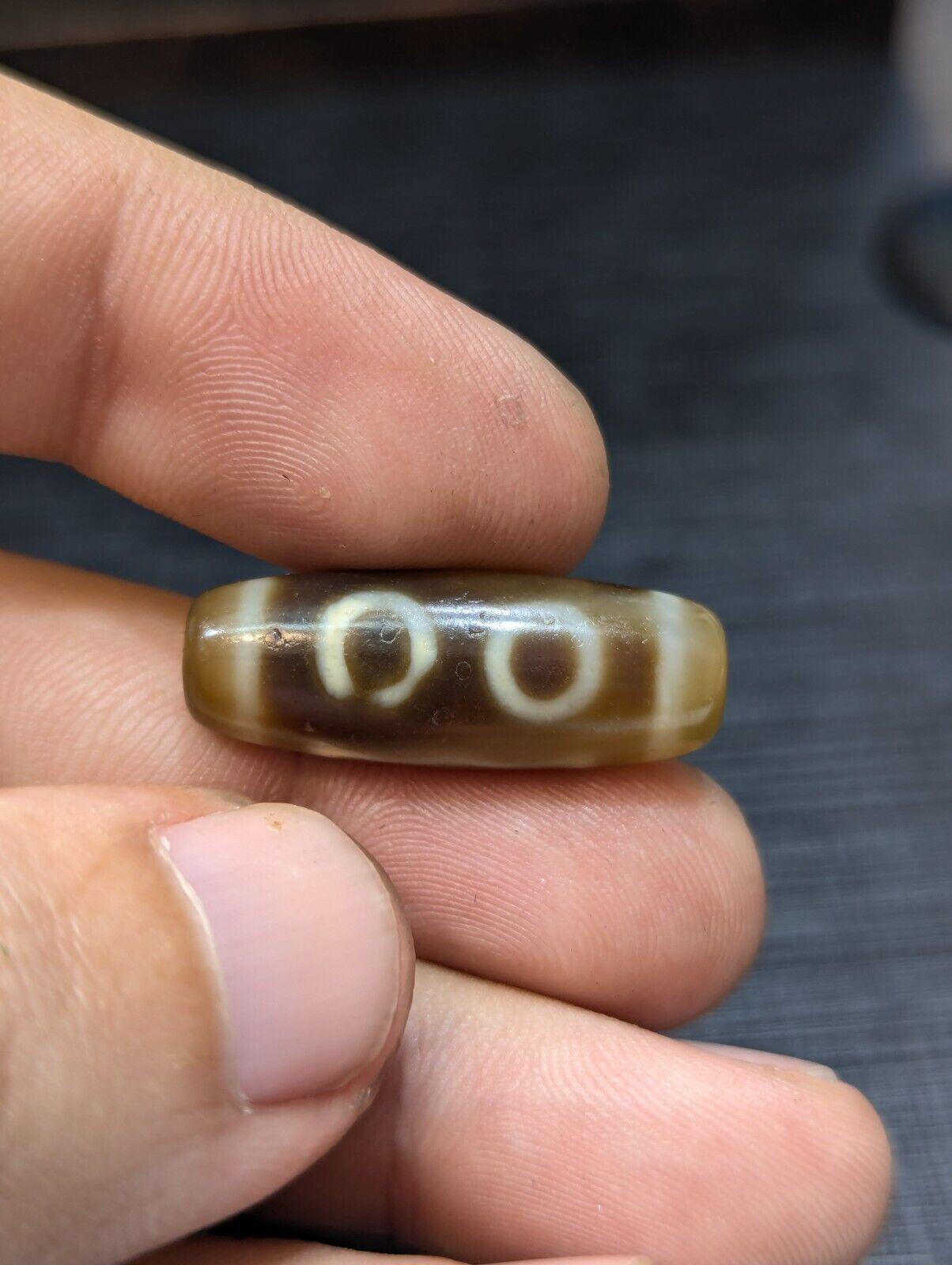 Tibetan Agate Dzi Bead Amulet: 3 Circle Eyes Stone