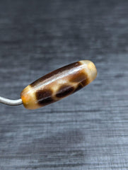 Tibetan Agate Dzi Bead Amulet: Two Diamond Eyes