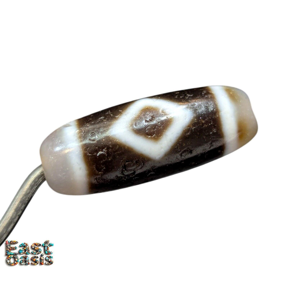 Tibetan Agate Dzi Bead Amulet: Diamond Eyes