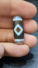 Tibetan Agate Dzi Bead Amulet: Diamond Eyes