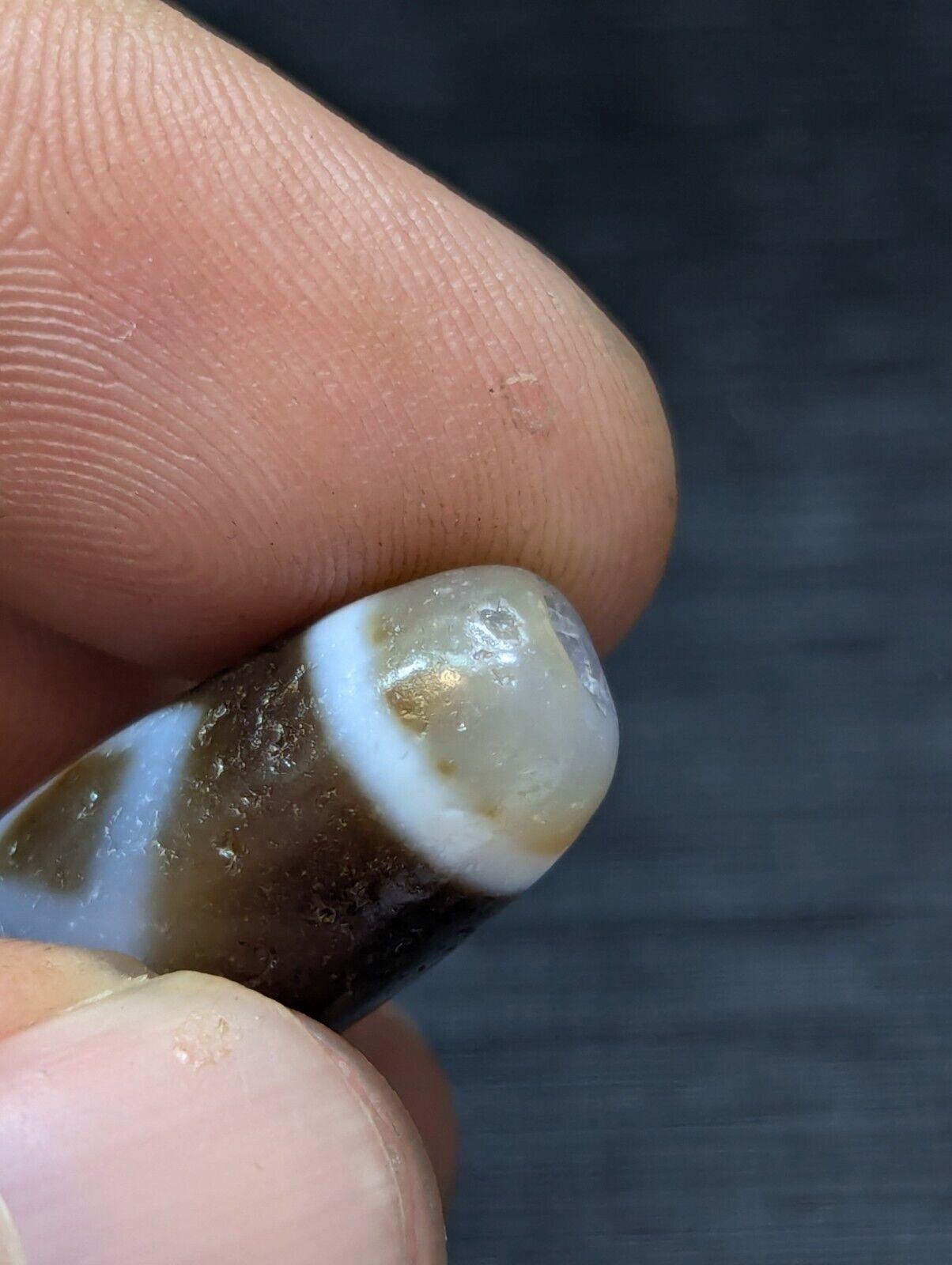 Tibetan Agate Dzi Bead Amulet: Diamond Eyes