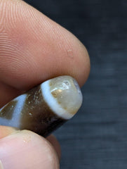 Tibetan Agate Dzi Bead Amulet: Diamond Eyes