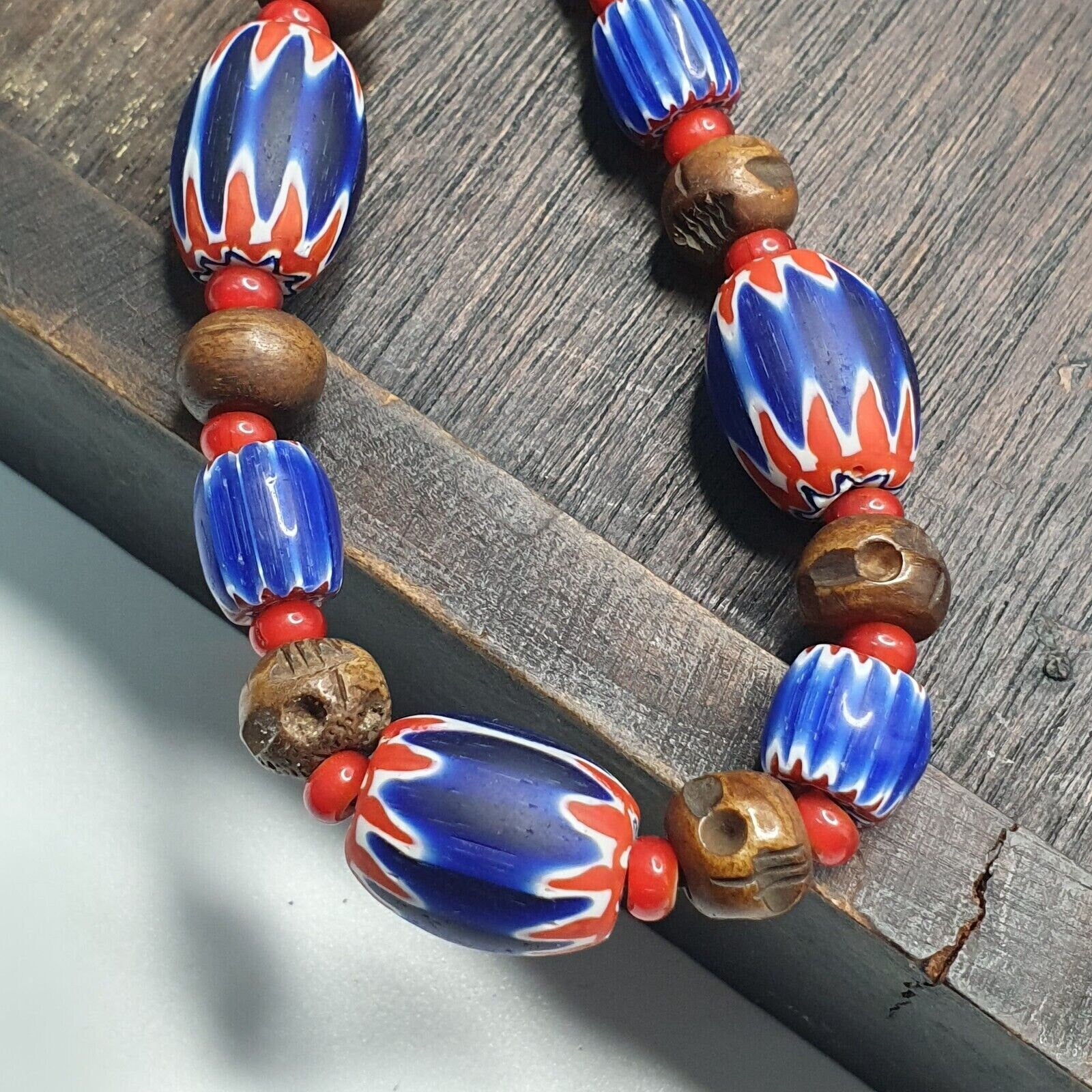 Vintage venetian style beads collection white heart chevron beads necklace b21