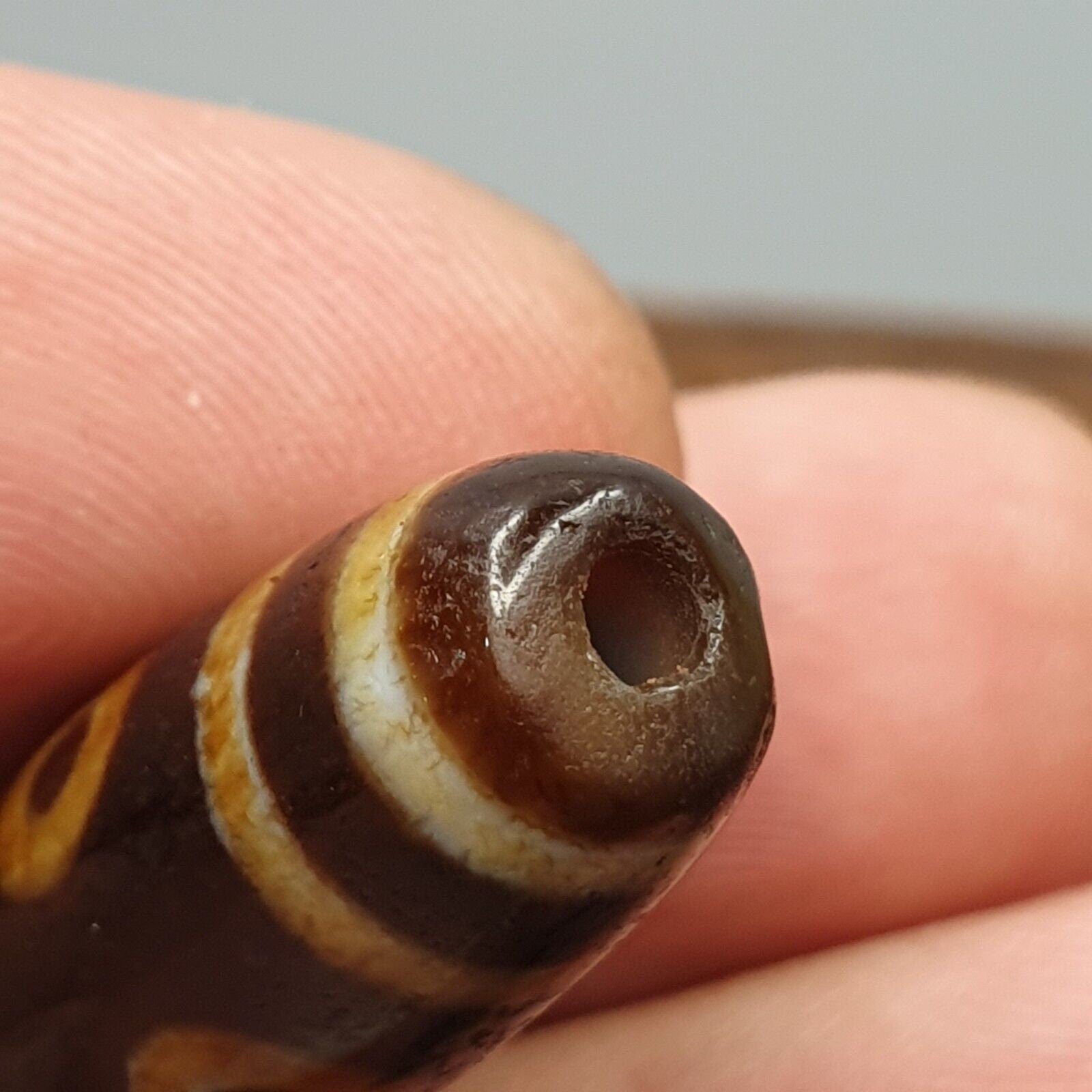 Old tibetan himalayan 8 eyes 4 stripes agate stone dzi bead amulet ct-5