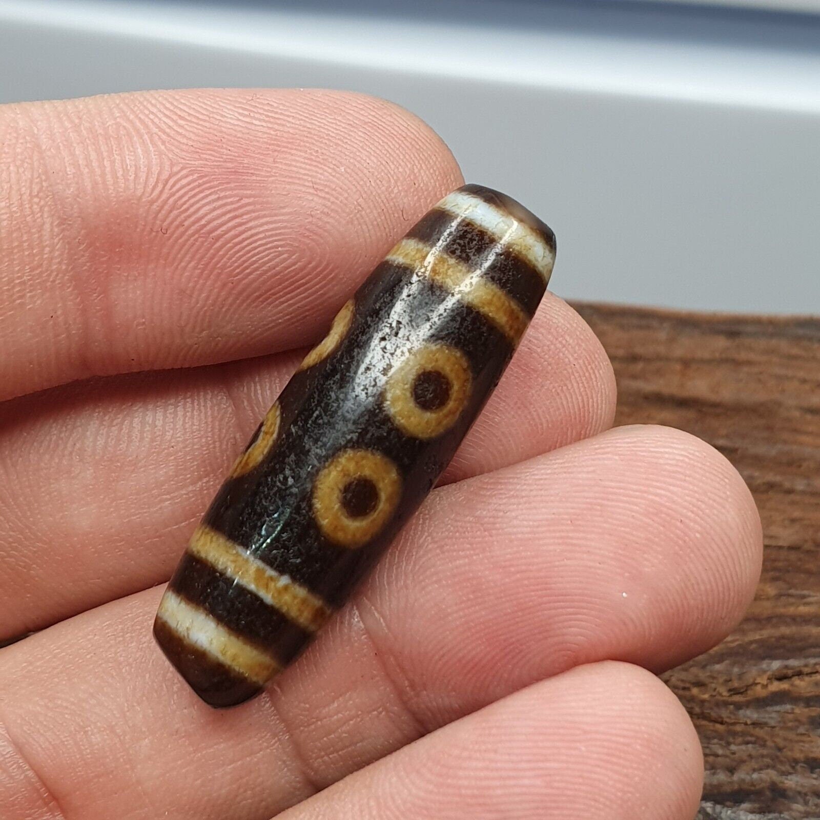 Old tibetan himalayan 8 eyes 4 stripes agate stone dzi bead amulet ct-5