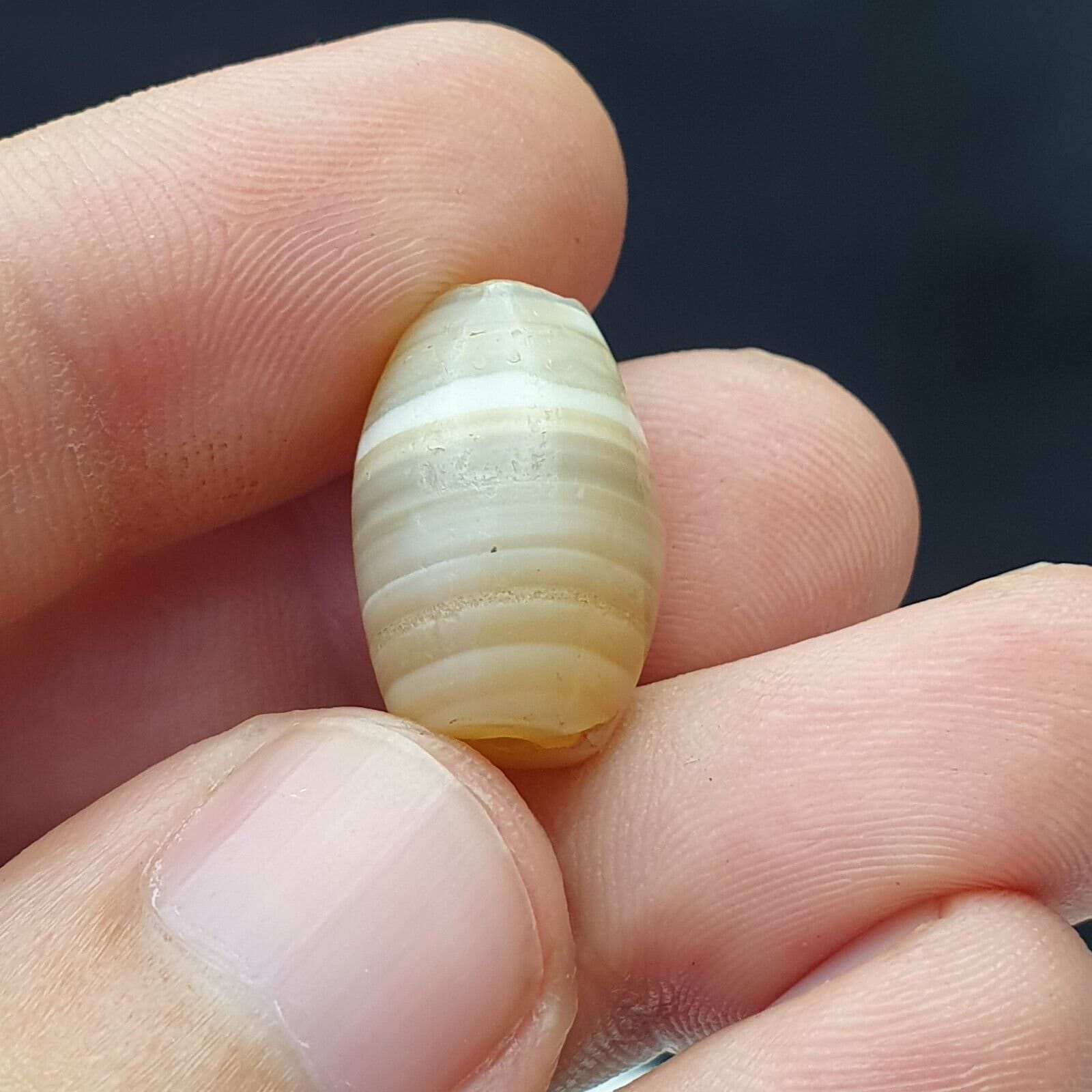 2 beads lot ancient 0ld sulaimany antique agate stone beads amulet from pakistan